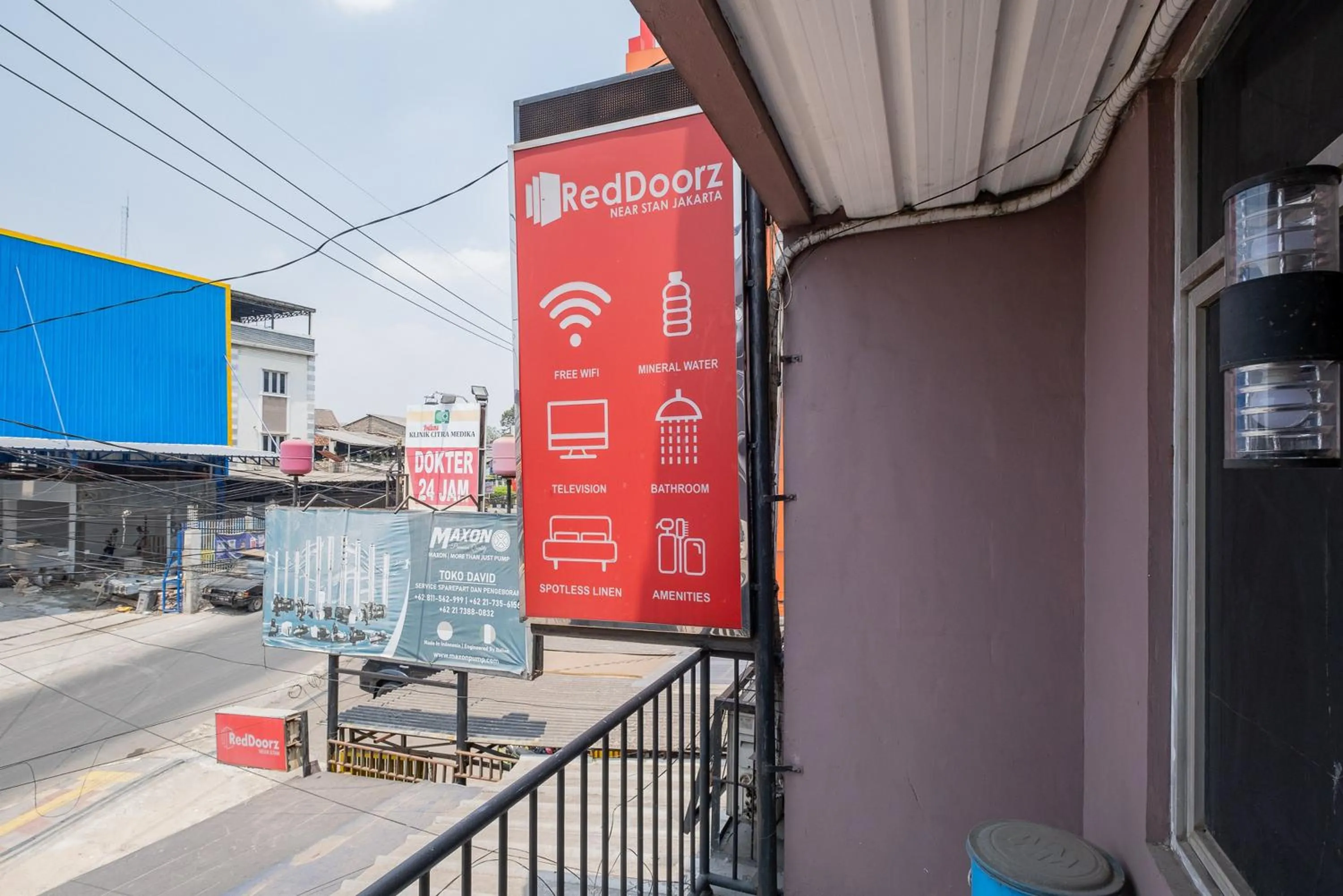 Property building in RedDoorz near STAN