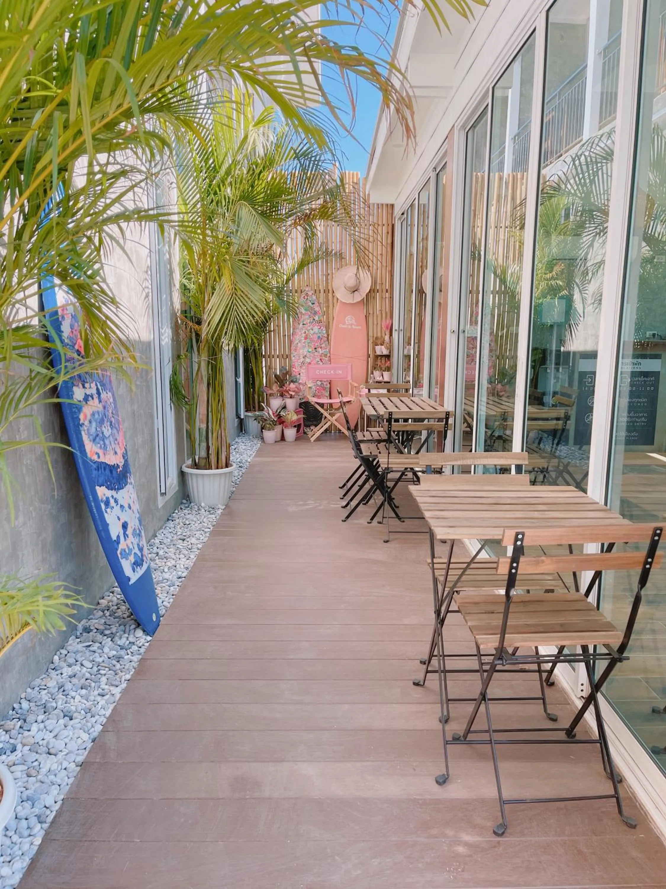 Day in Check-in Resort Koh Larn