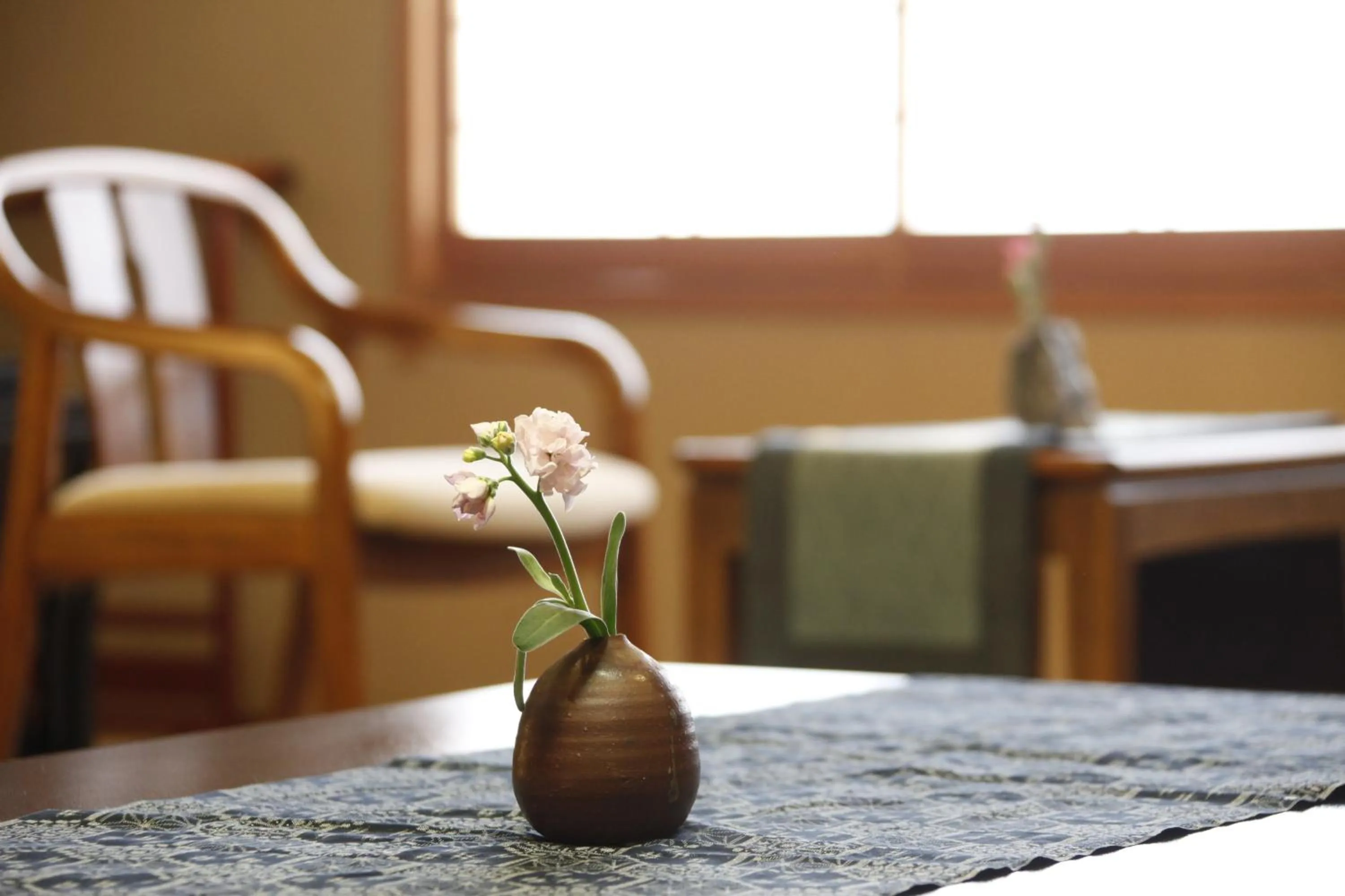 Photo of the whole room in Oribana