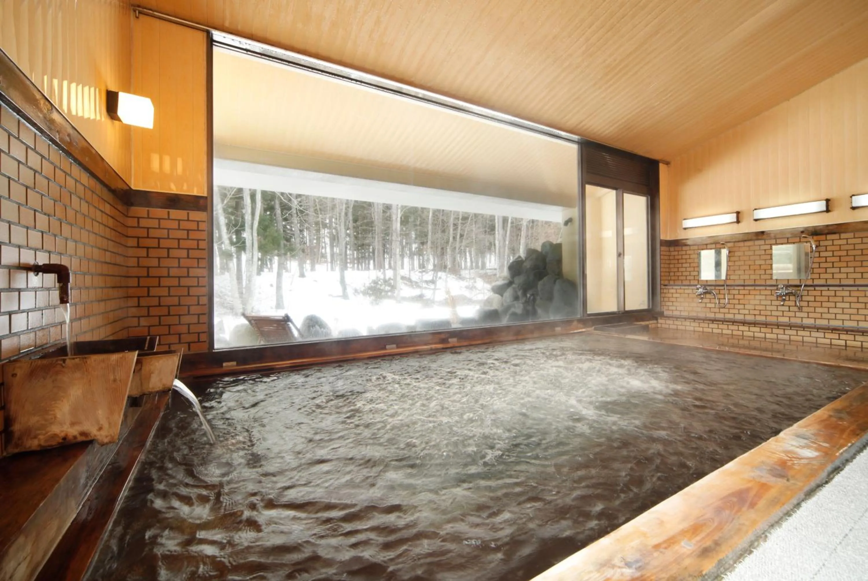 Hot Spring Bath in Oribana