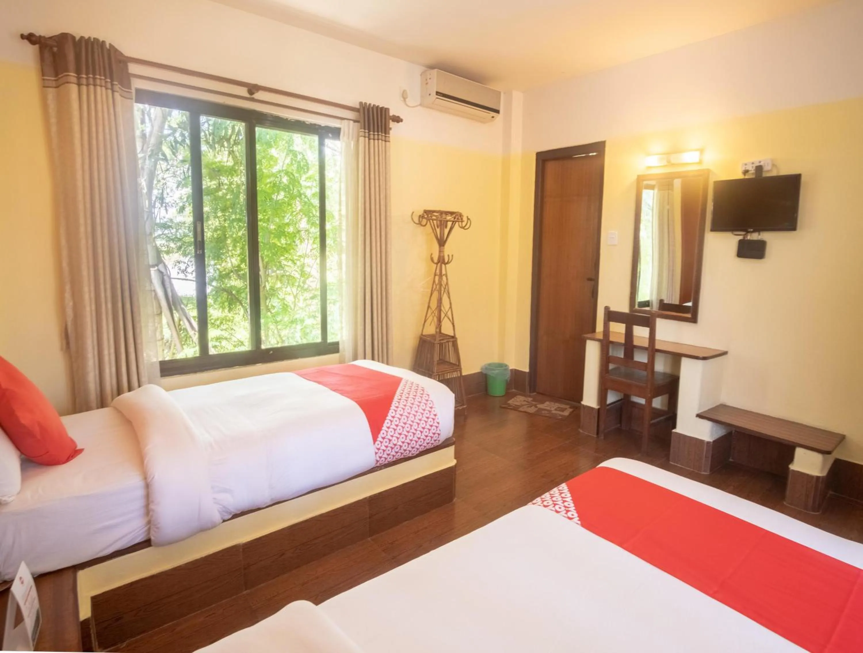Bedroom, Bed in Chitwan Riverside Resort