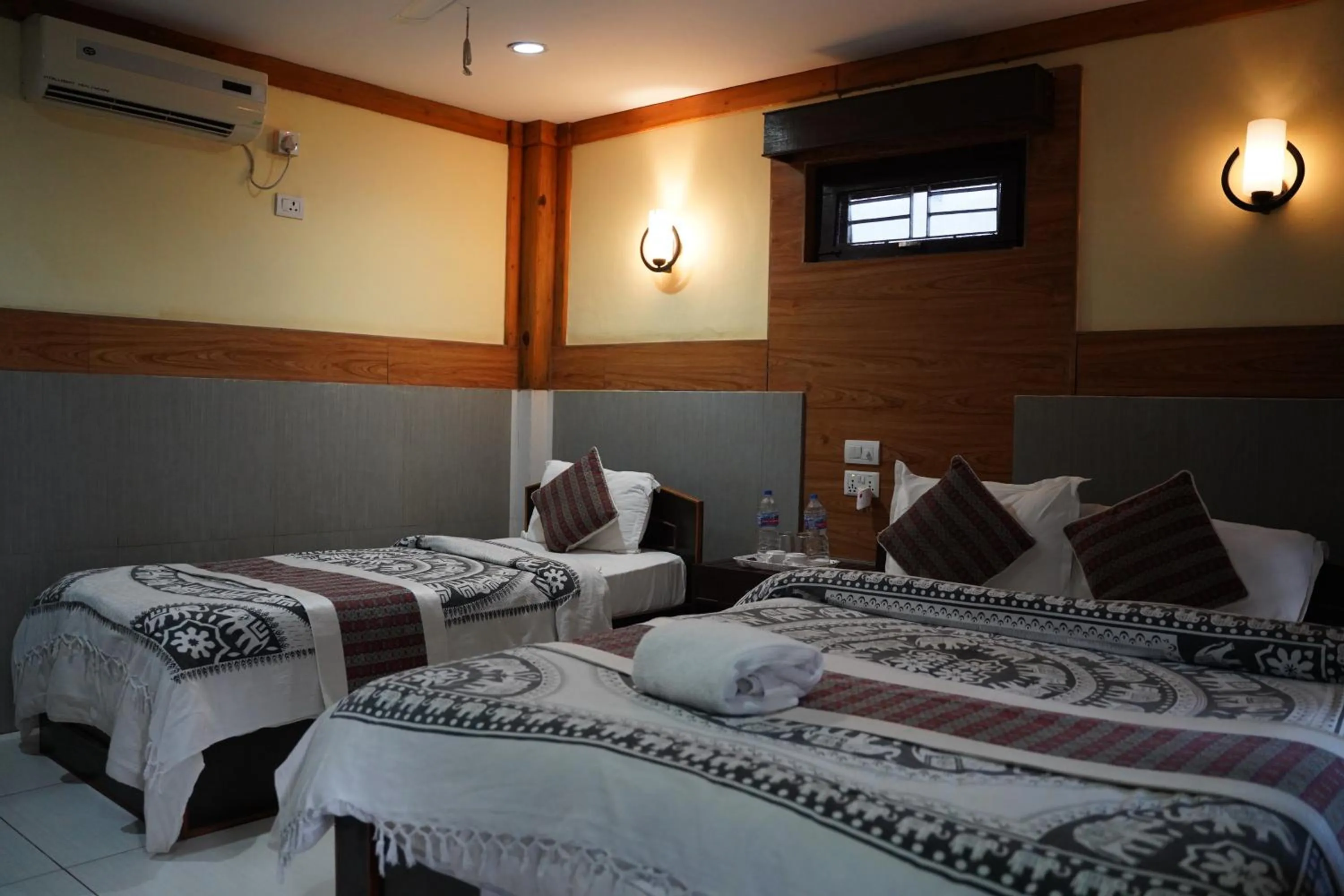Bedroom, Bed in Chitwan Riverside Resort