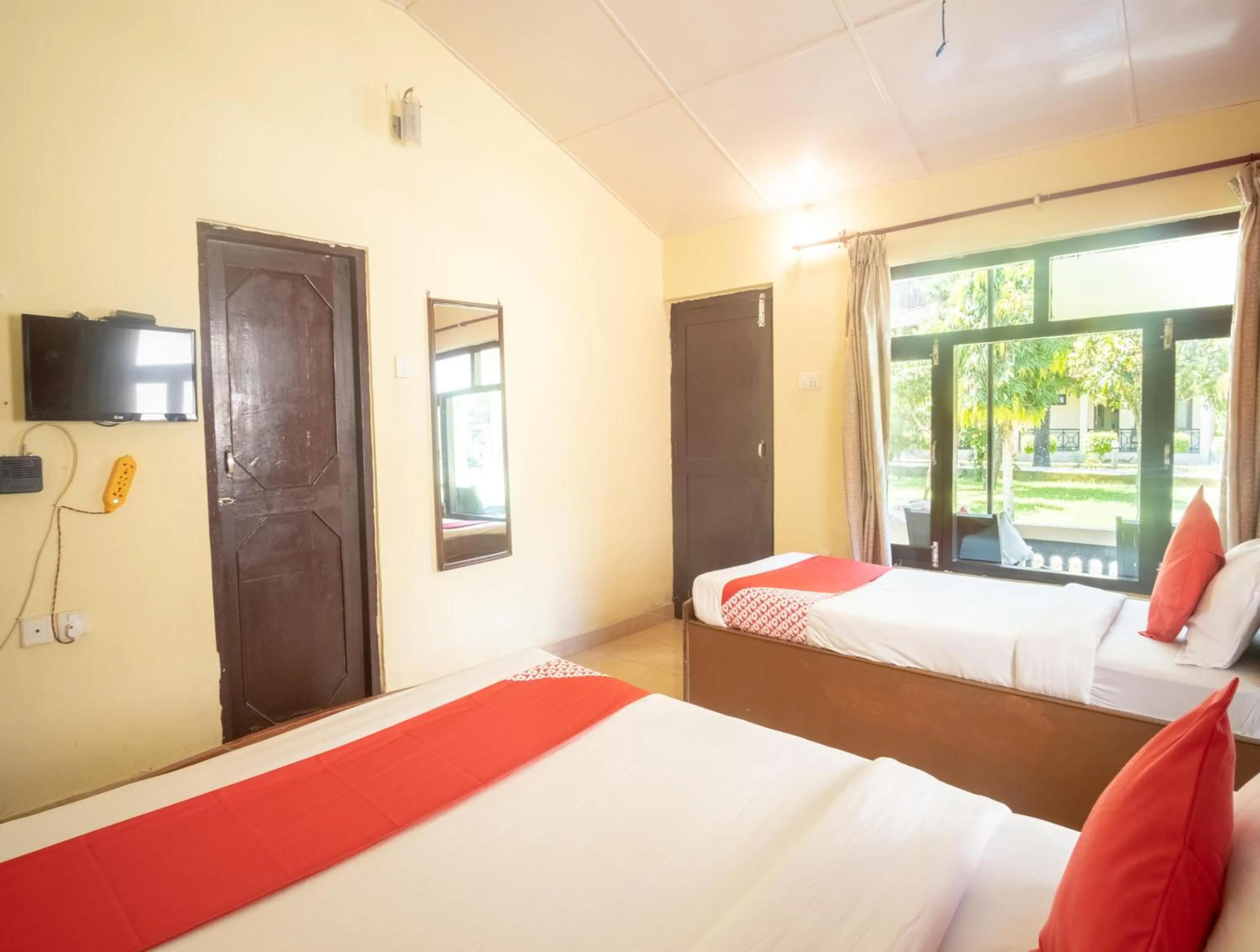 Bedroom, Bed in Chitwan Riverside Resort