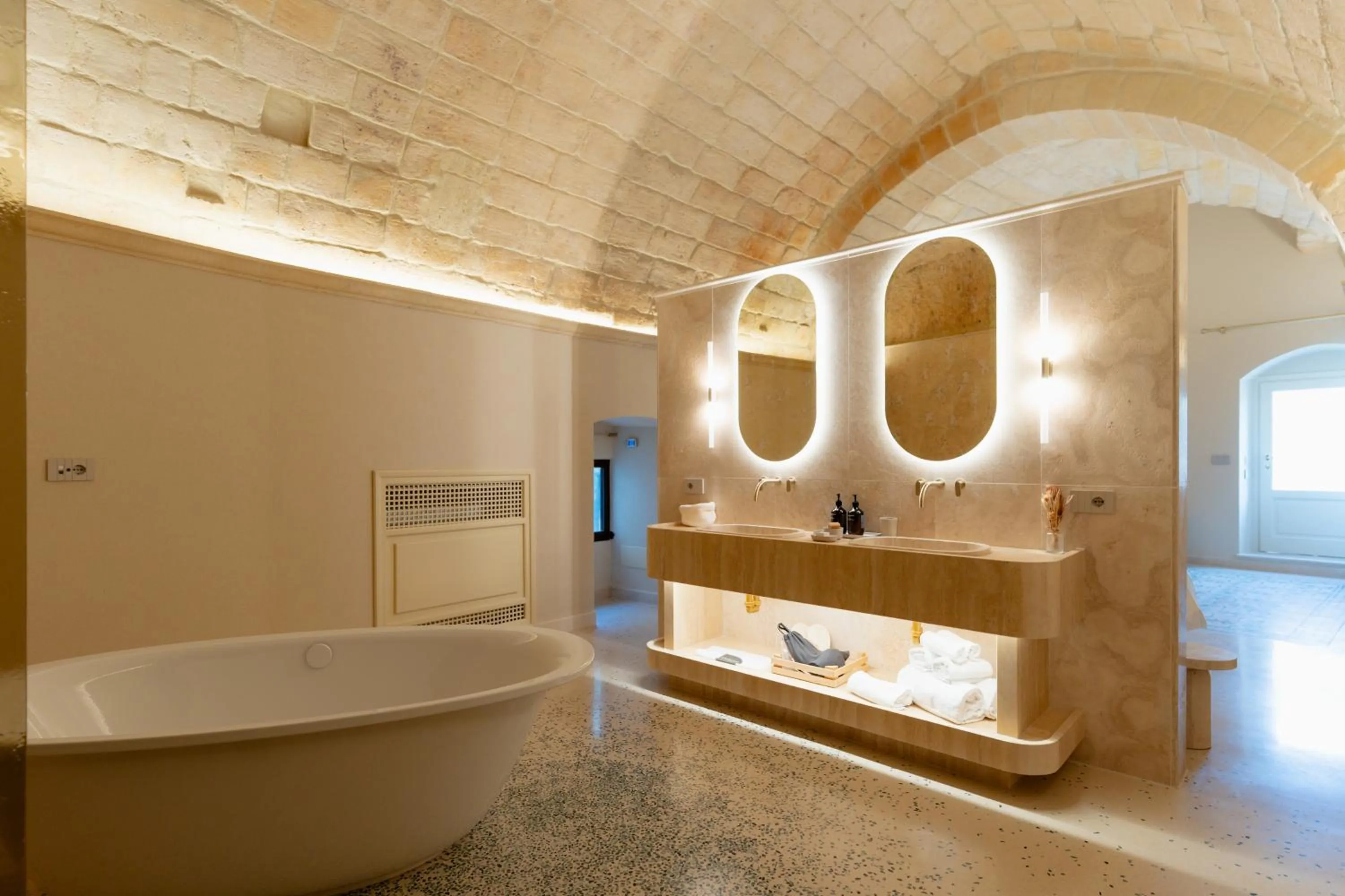 Bathroom in Palazzo Del Duca Hotel & Restaurant