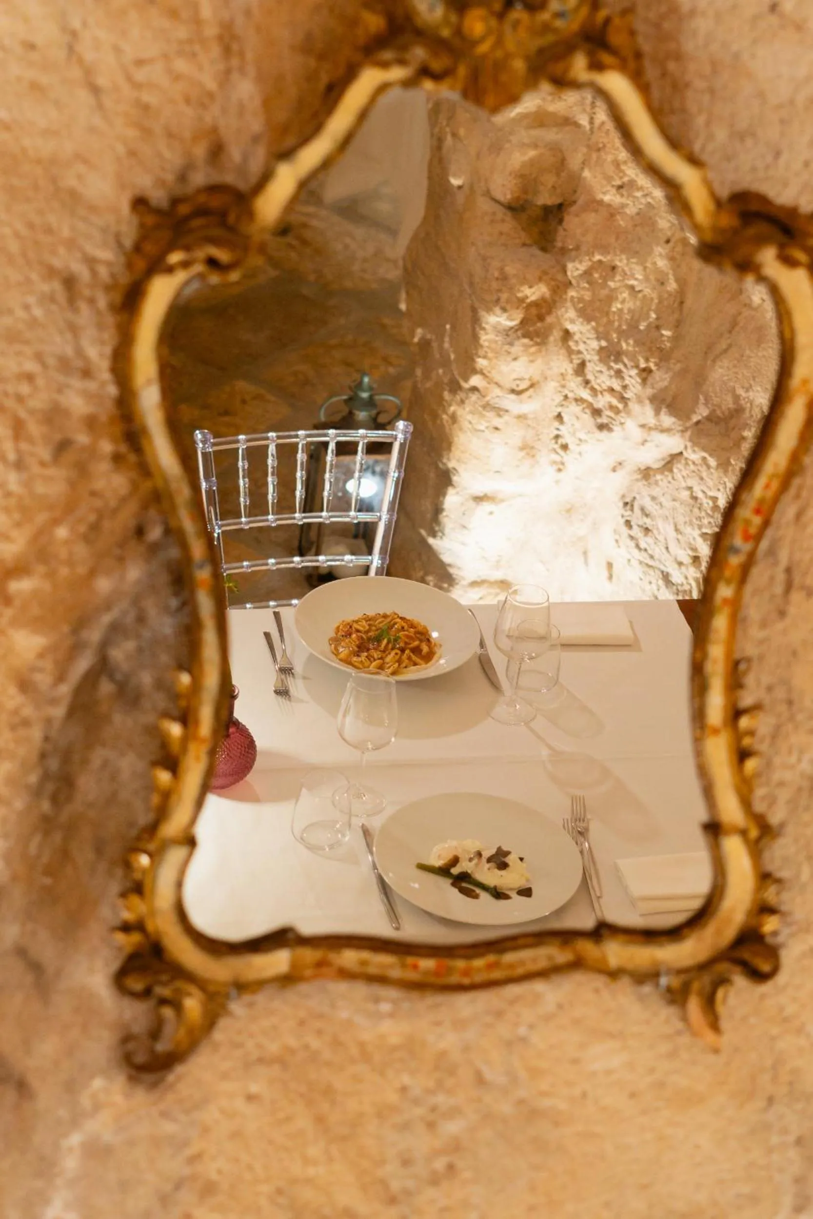 Restaurant/places to eat in Palazzo Del Duca Hotel & Restaurant