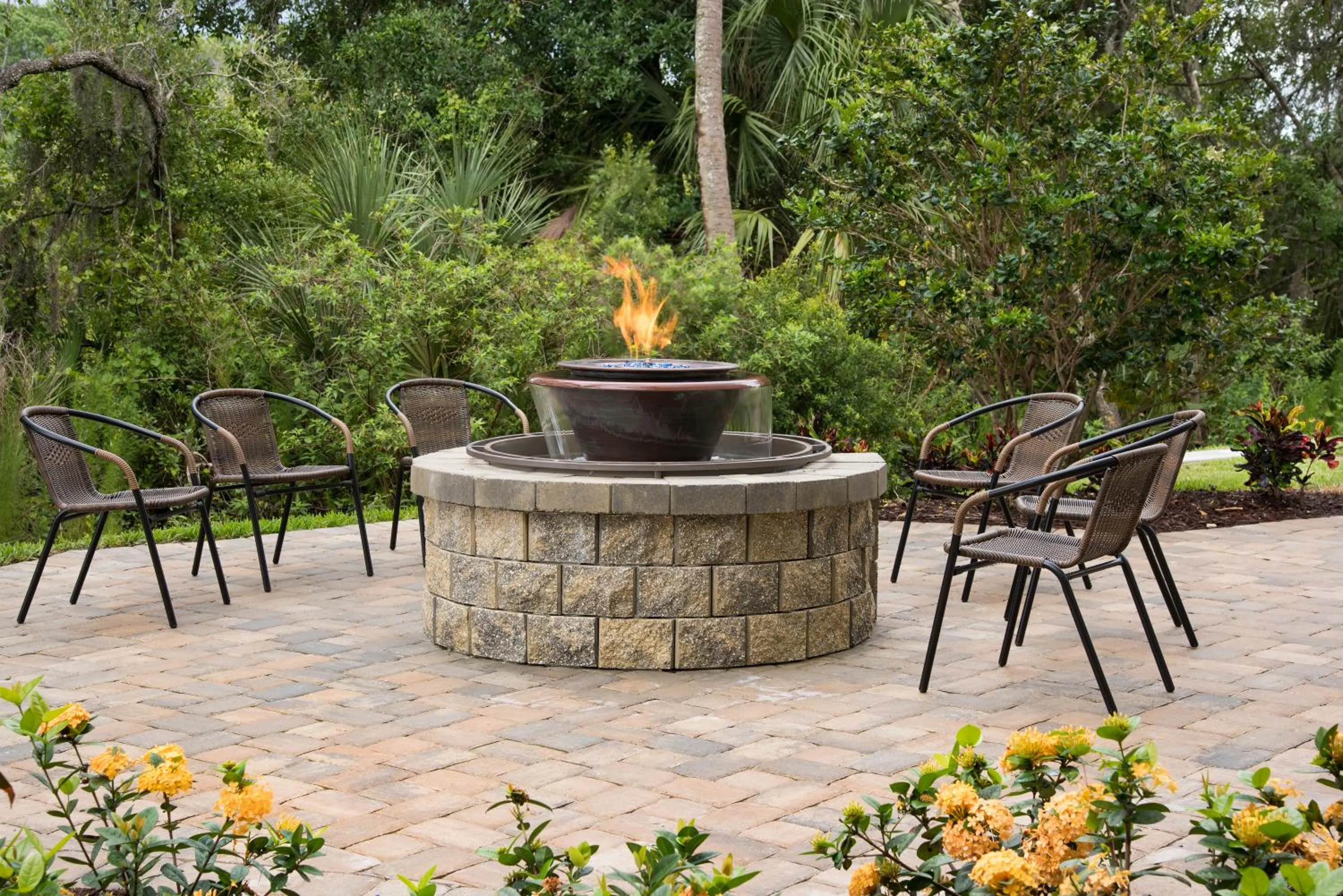 Seating area in Hyatt Place Sarasota/Lakewood Ranch