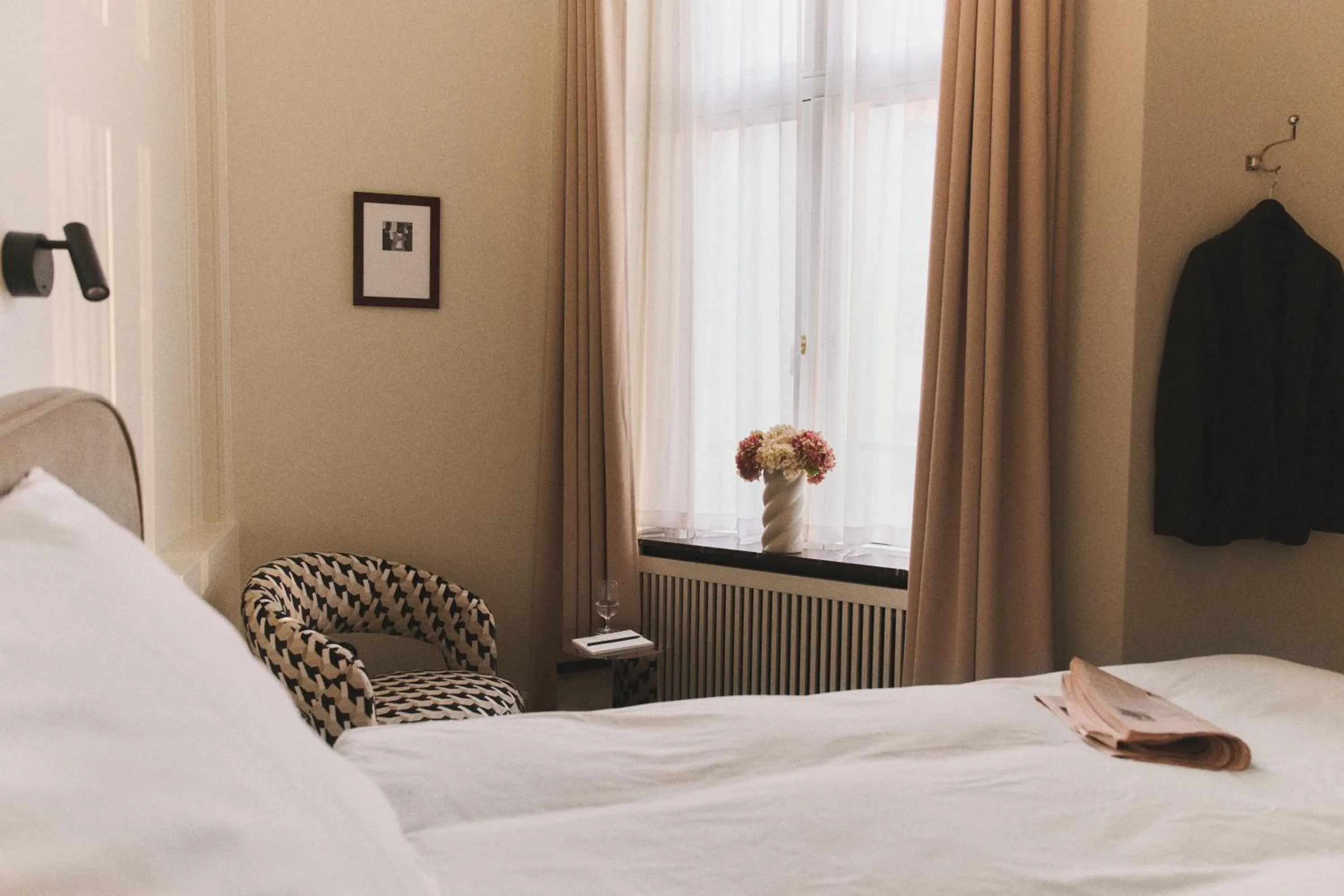 Bed in Hotel Kong Frederik