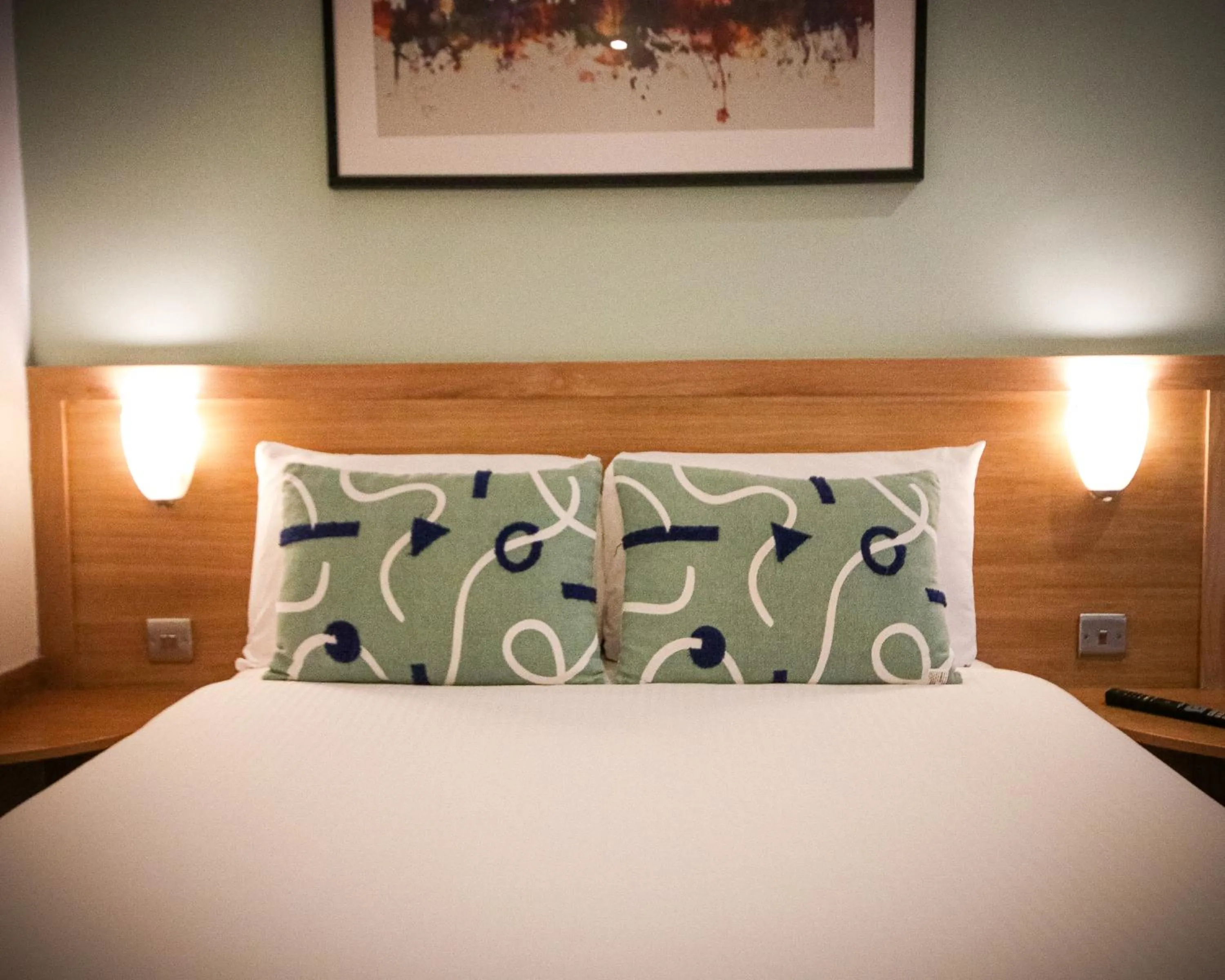 Bed in The Dolby Hotel Liverpool - Free city centre parking