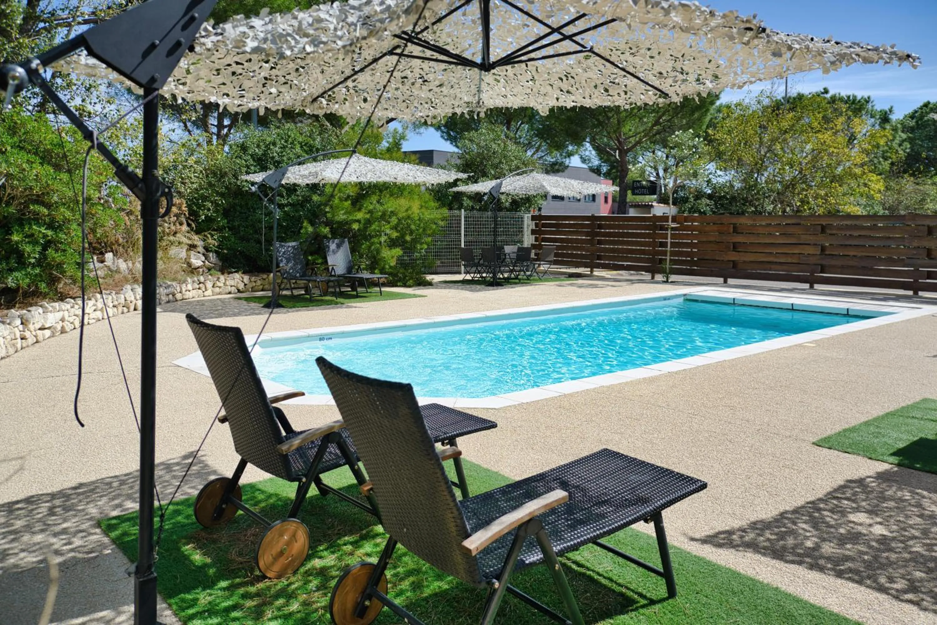 Swimming pool in Villa Martégale Hôtel Restaurant
