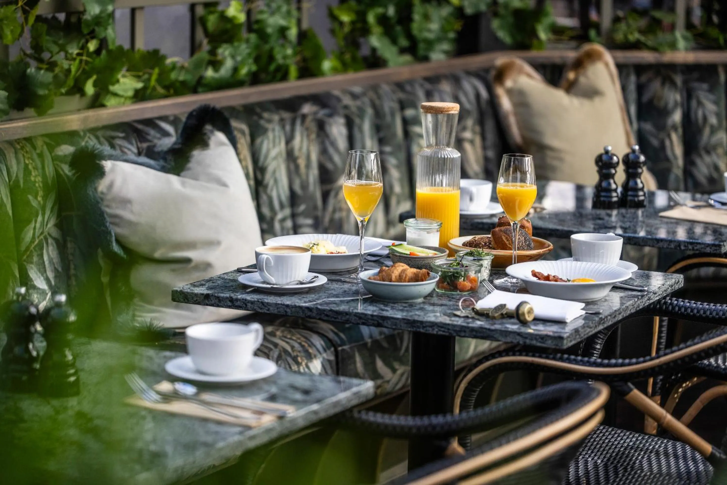 Breakfast in Hotel Royal