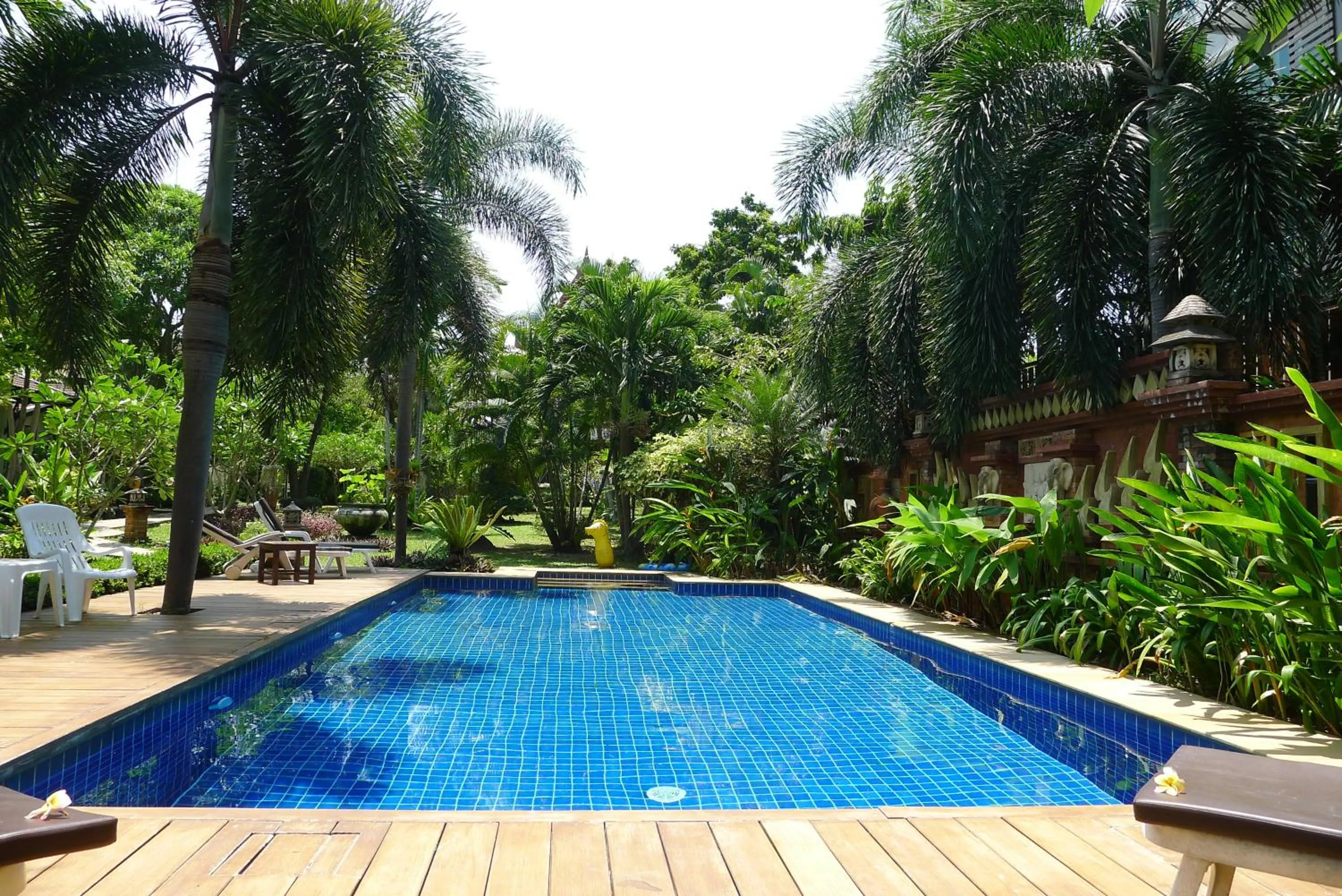 Swimming pool in Symphony Villa