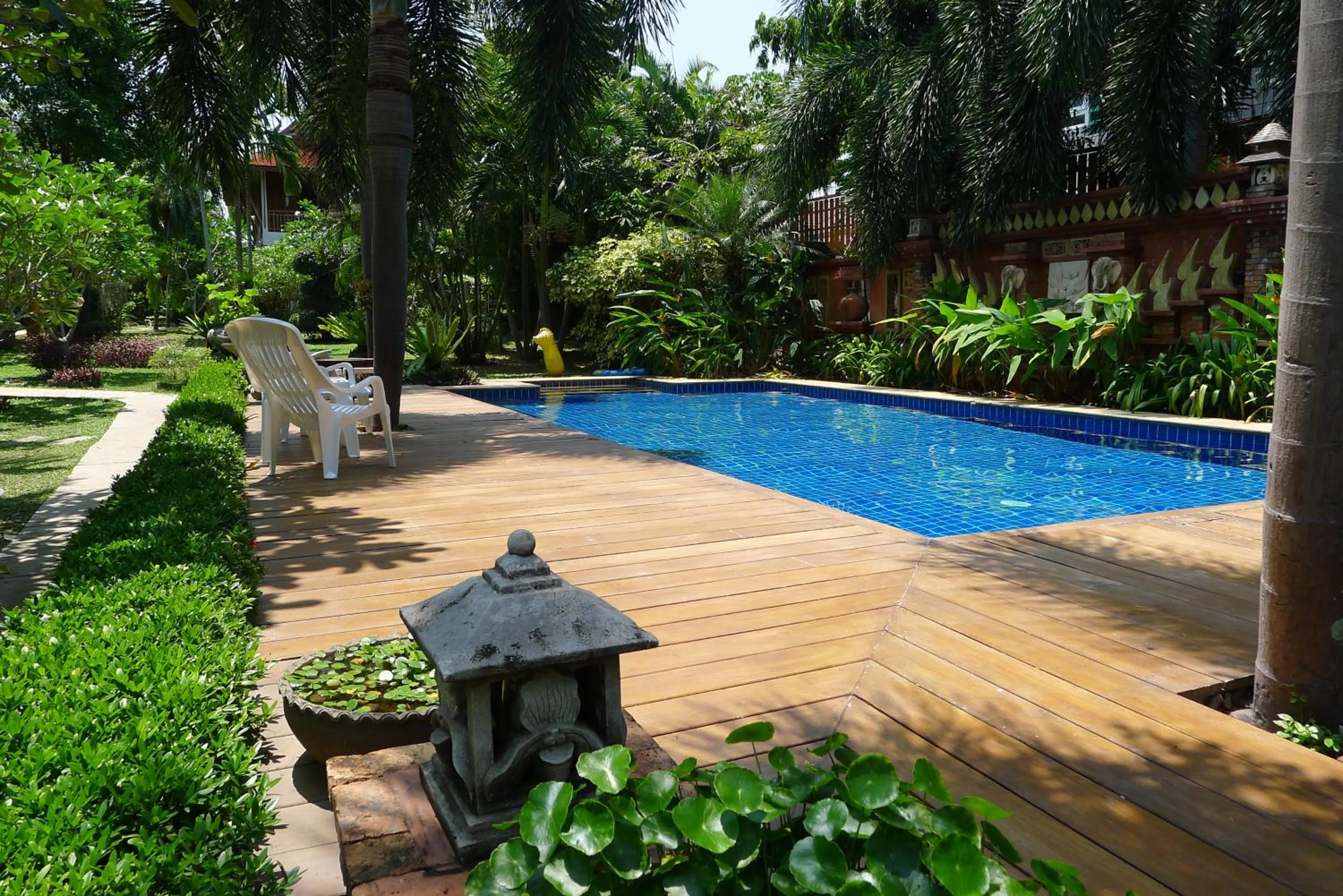 Swimming pool in Symphony Villa