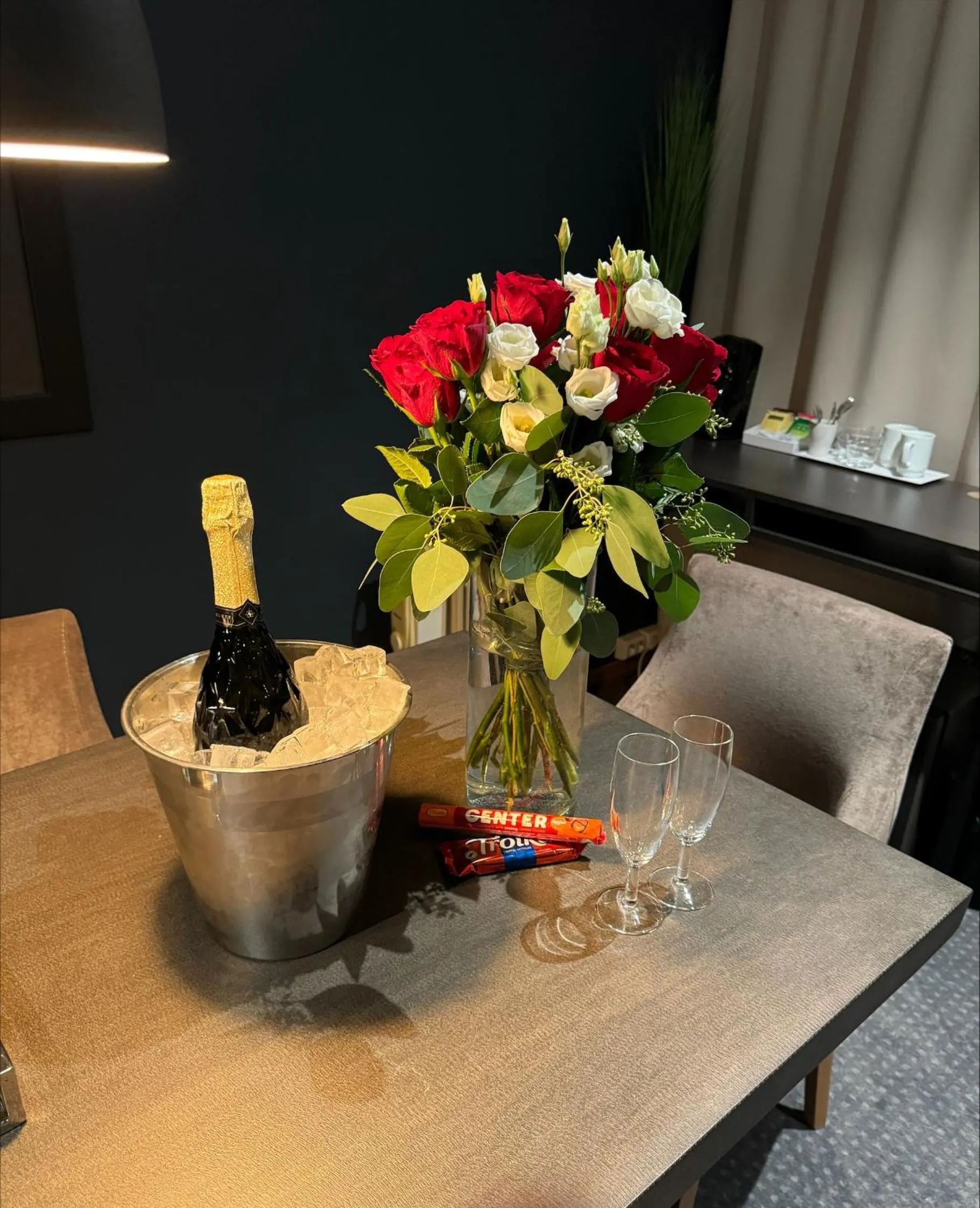 Food and drinks in Hotell Maritim Skjervoy