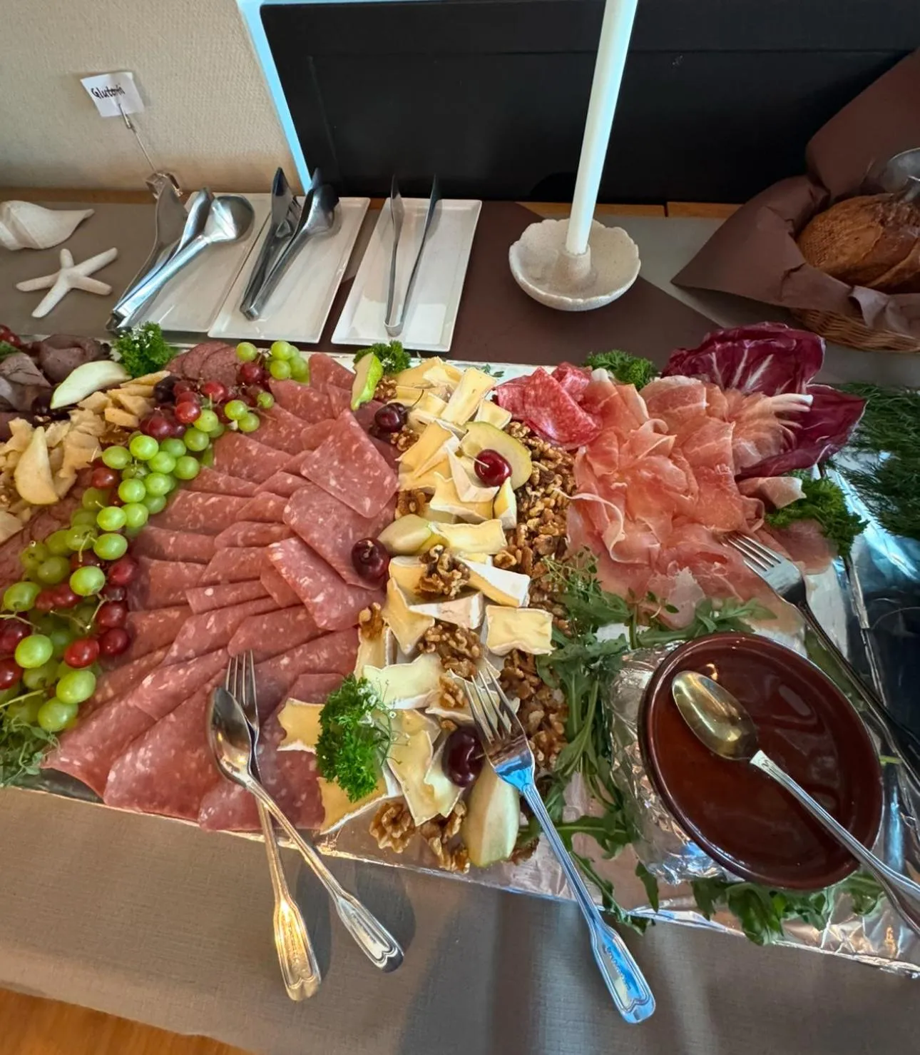 Restaurant/places to eat in Hotell Maritim Skjervoy