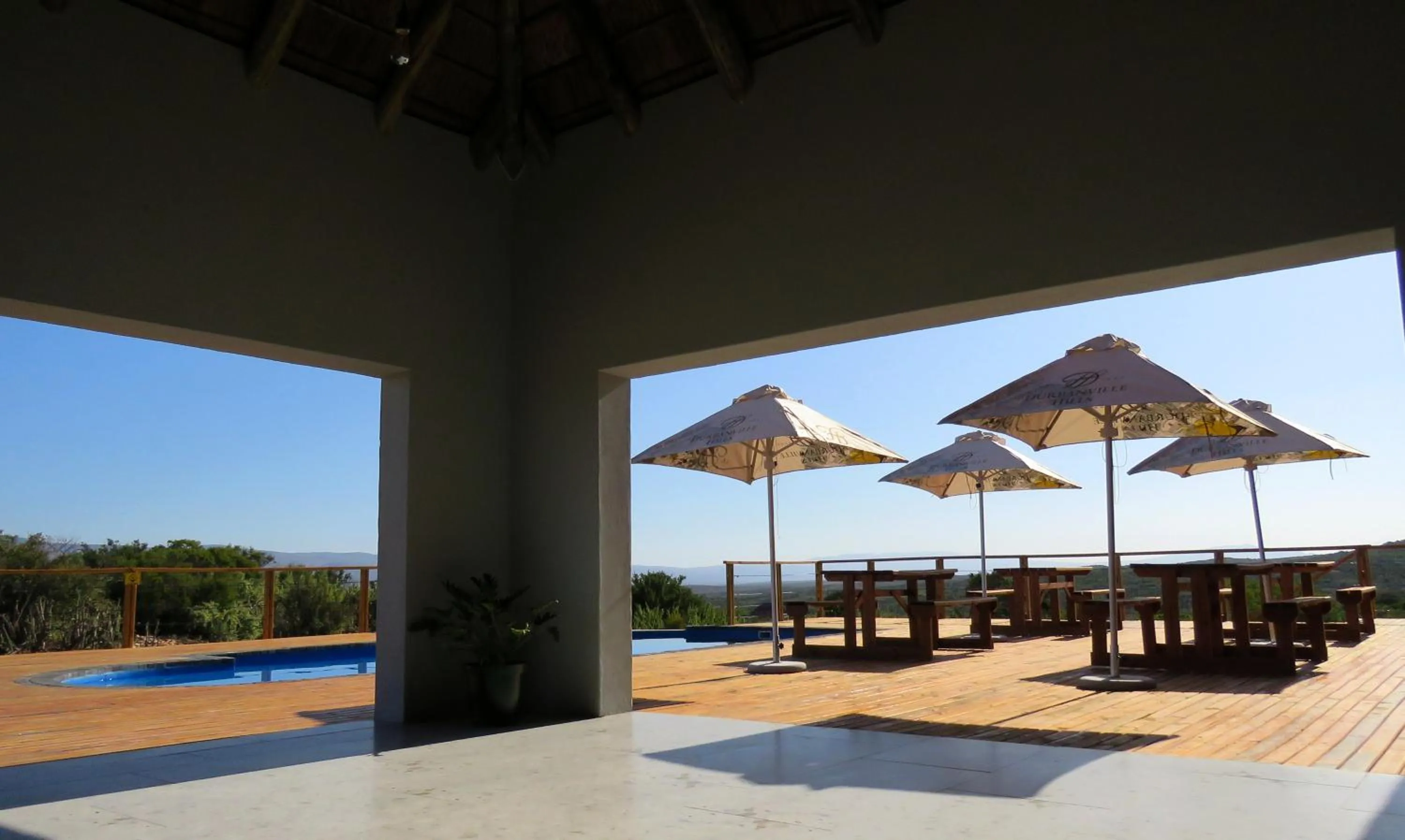 Restaurant/places to eat in Klein Karoo Game Lodge