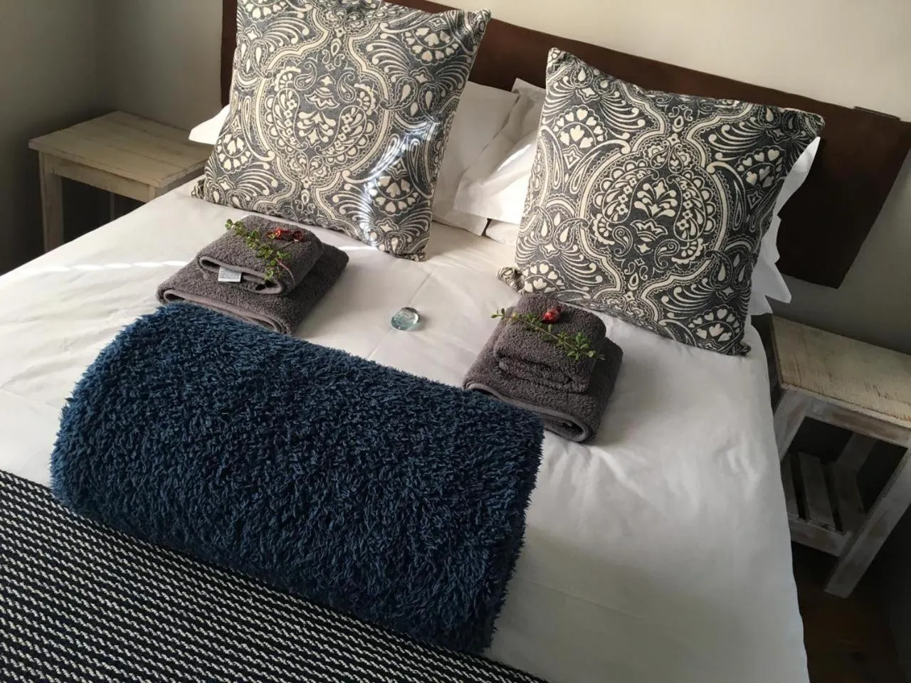 Bed in Klein Karoo Game Lodge