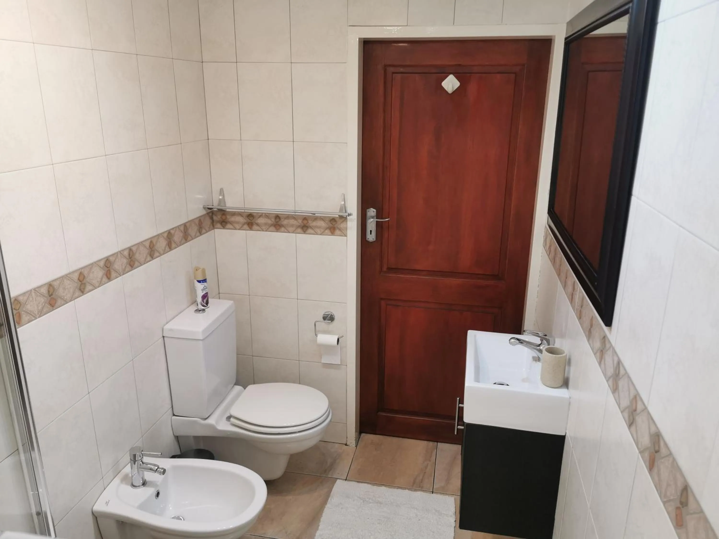 Toilet in Villa Stella Guest House