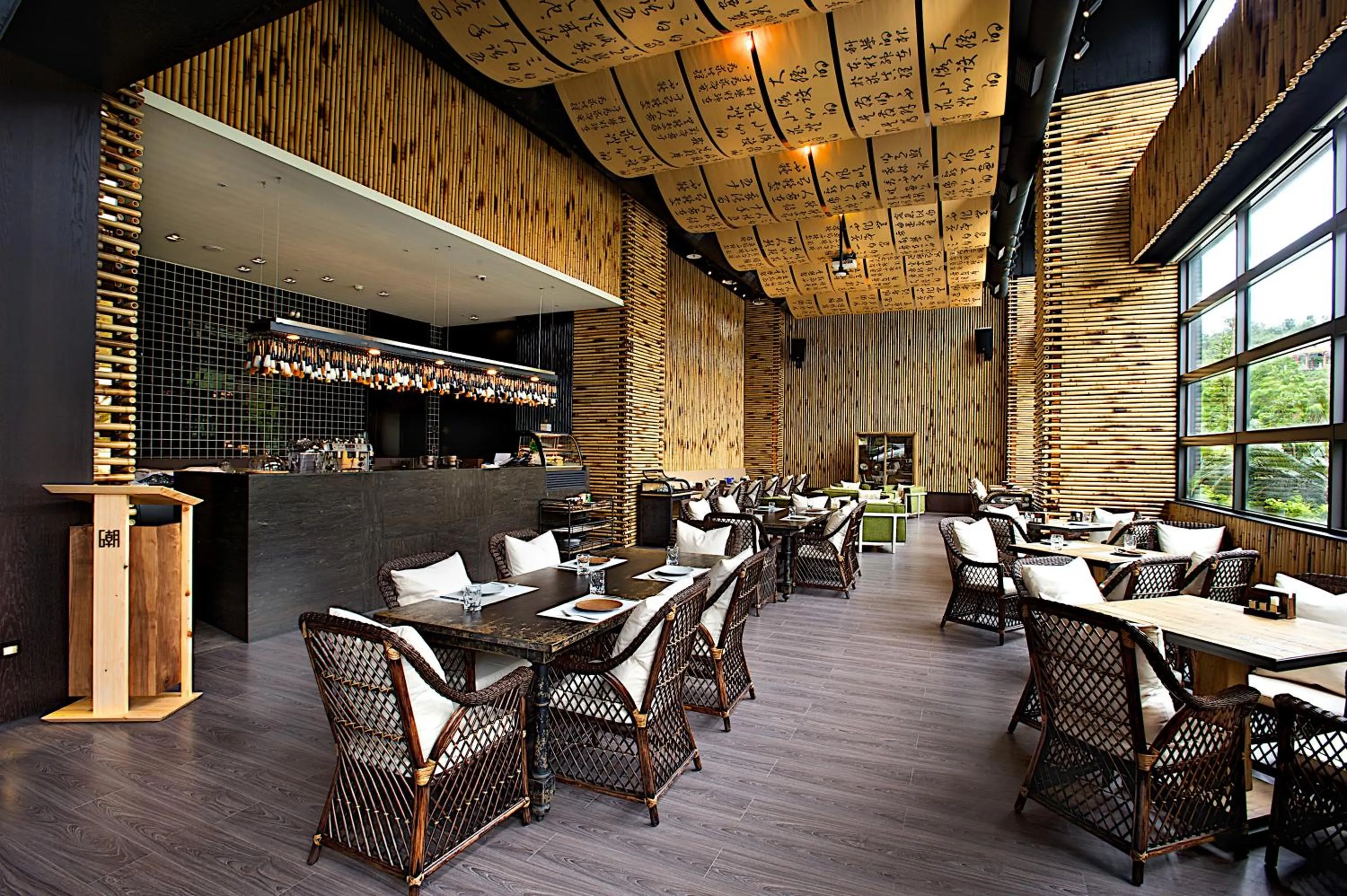 Restaurant/places to eat in The Gaya Hotel