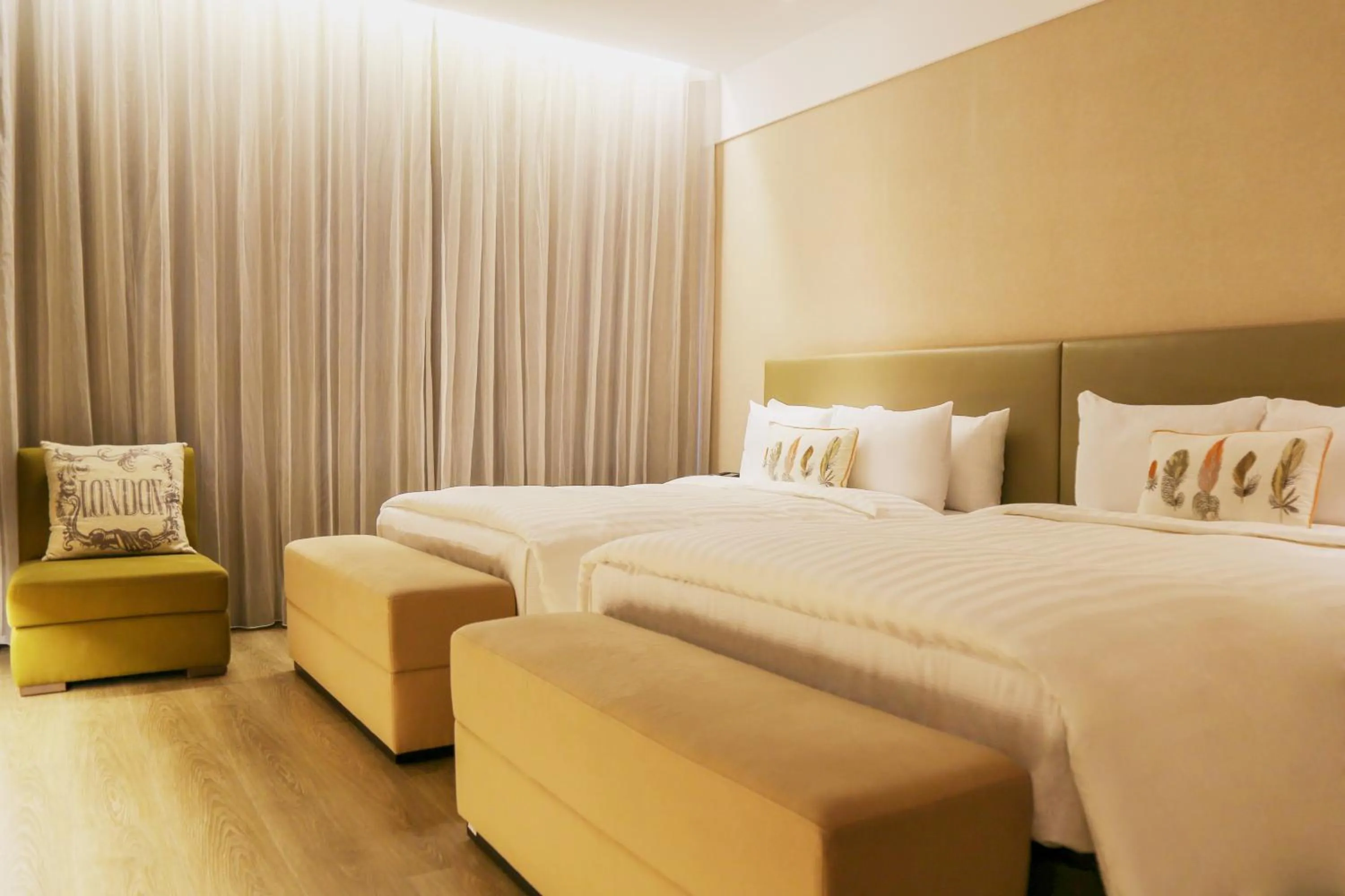 bunk bed, Bed in The Gaya Hotel