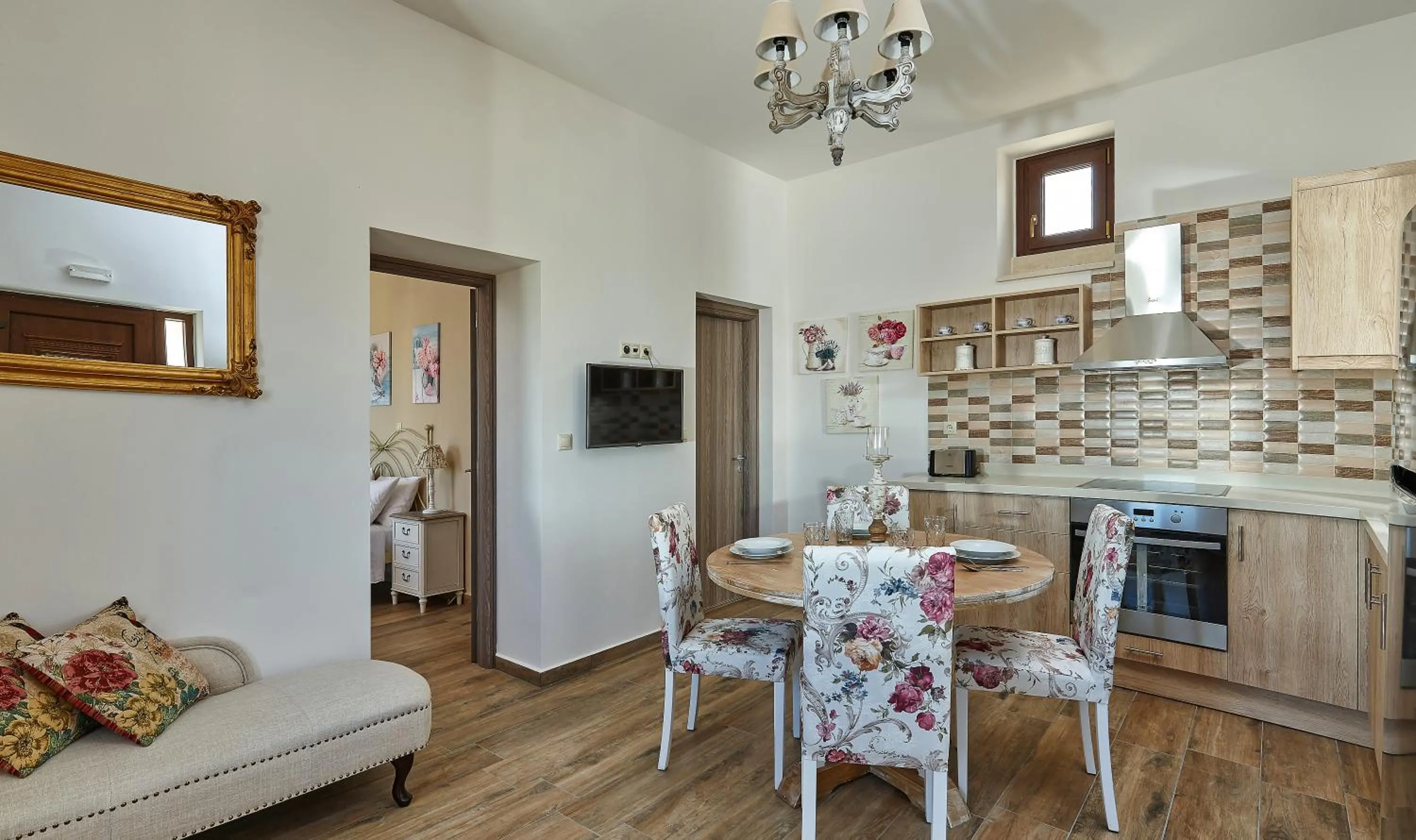 TV and multimedia in Orelia Cretan Deluxe Apartments