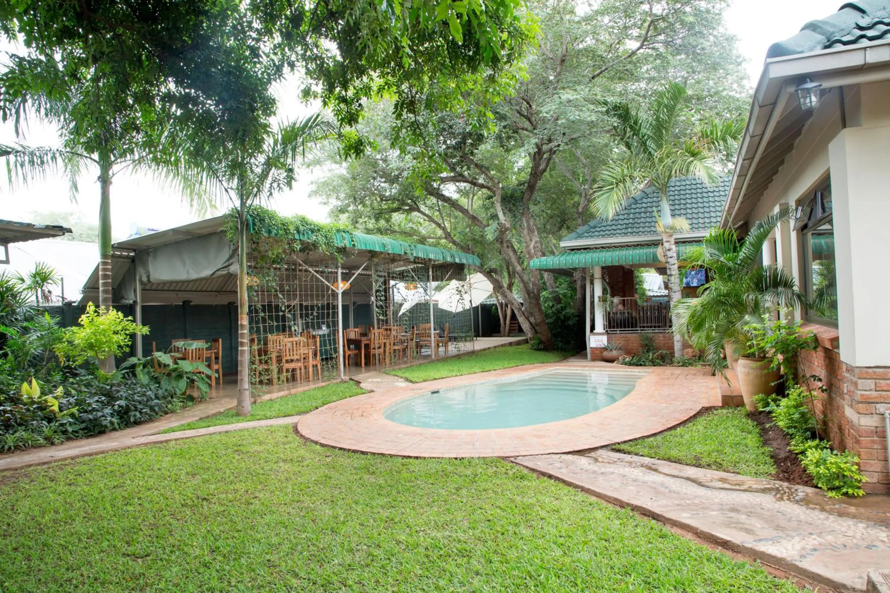 Swimming pool in Livingstone Lodge