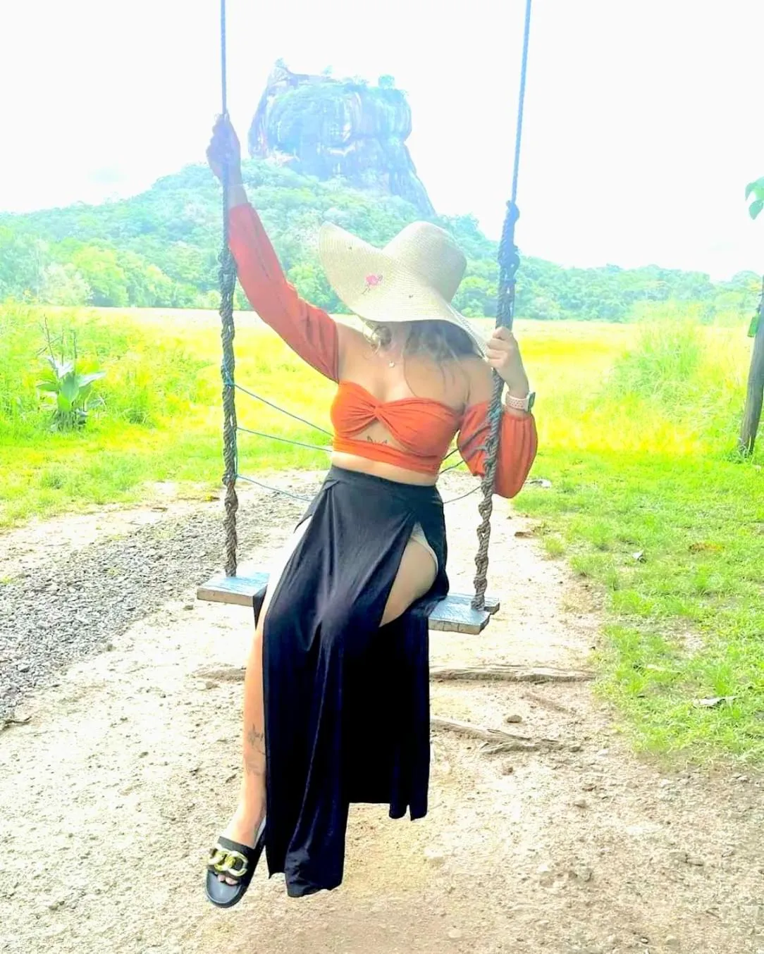 People in Lakmal Resort Sigiriya