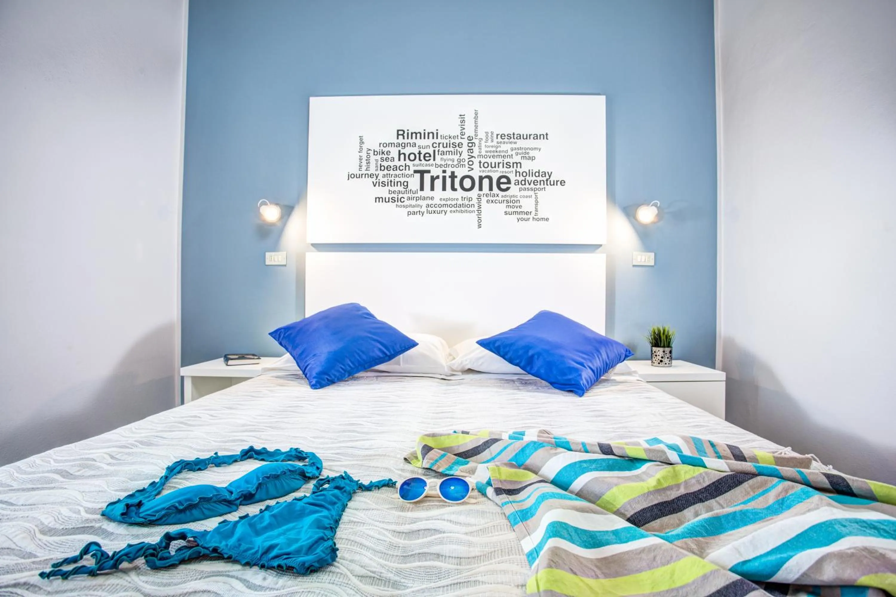 Photo of the whole room, Bed in Hotel Tritone Rimini