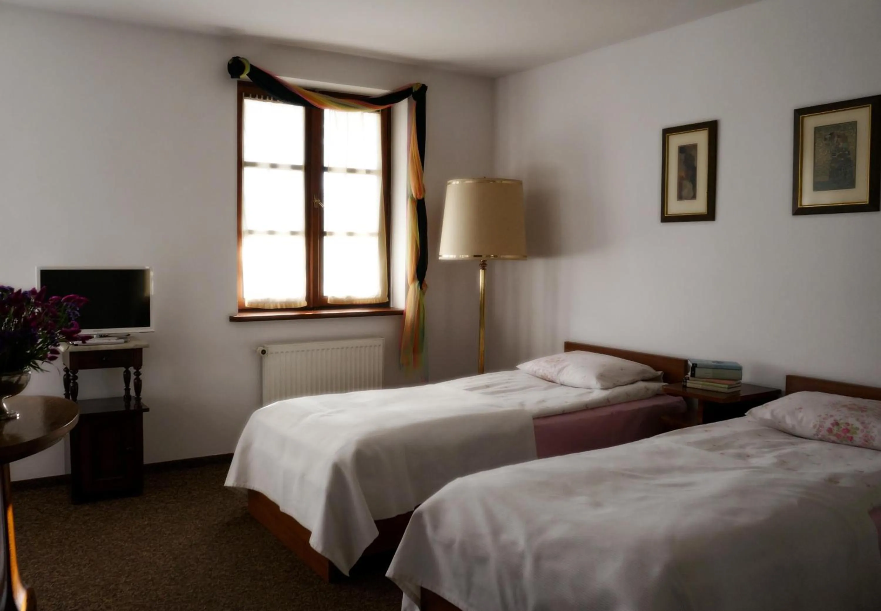 Photo of the whole room, Bed in Dworek Aleksandria