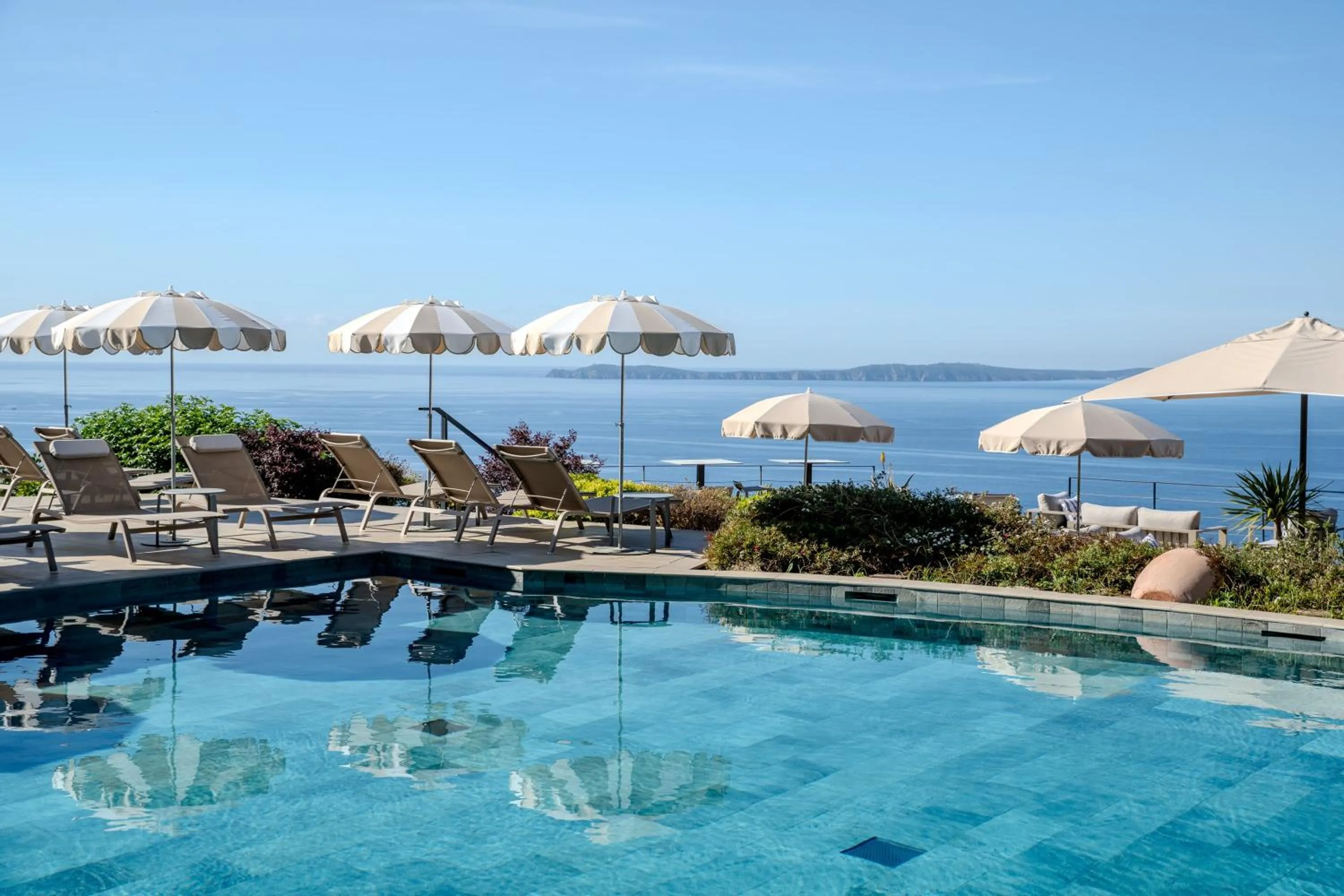 Swimming pool in Hôtel La Villa Douce