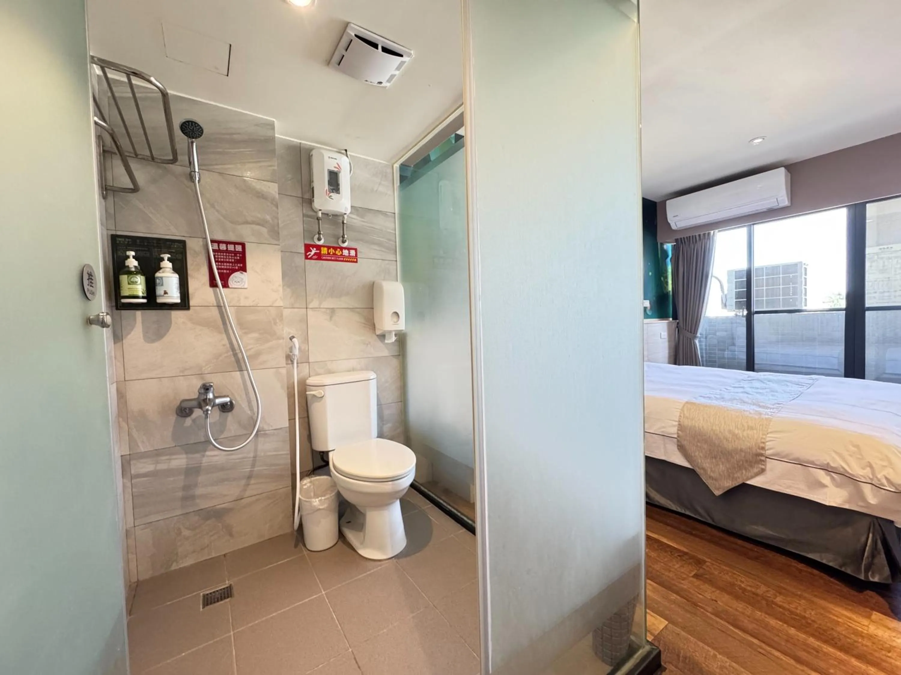 Bathroom in Dazz Inn