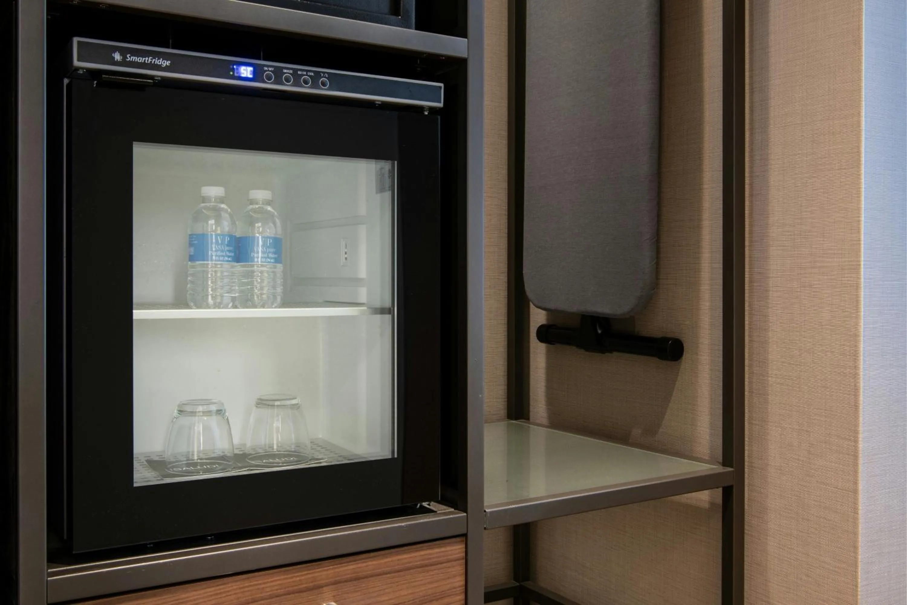 Photo of the whole room in AC Hotel by Marriott Seattle Bellevue/Downtown