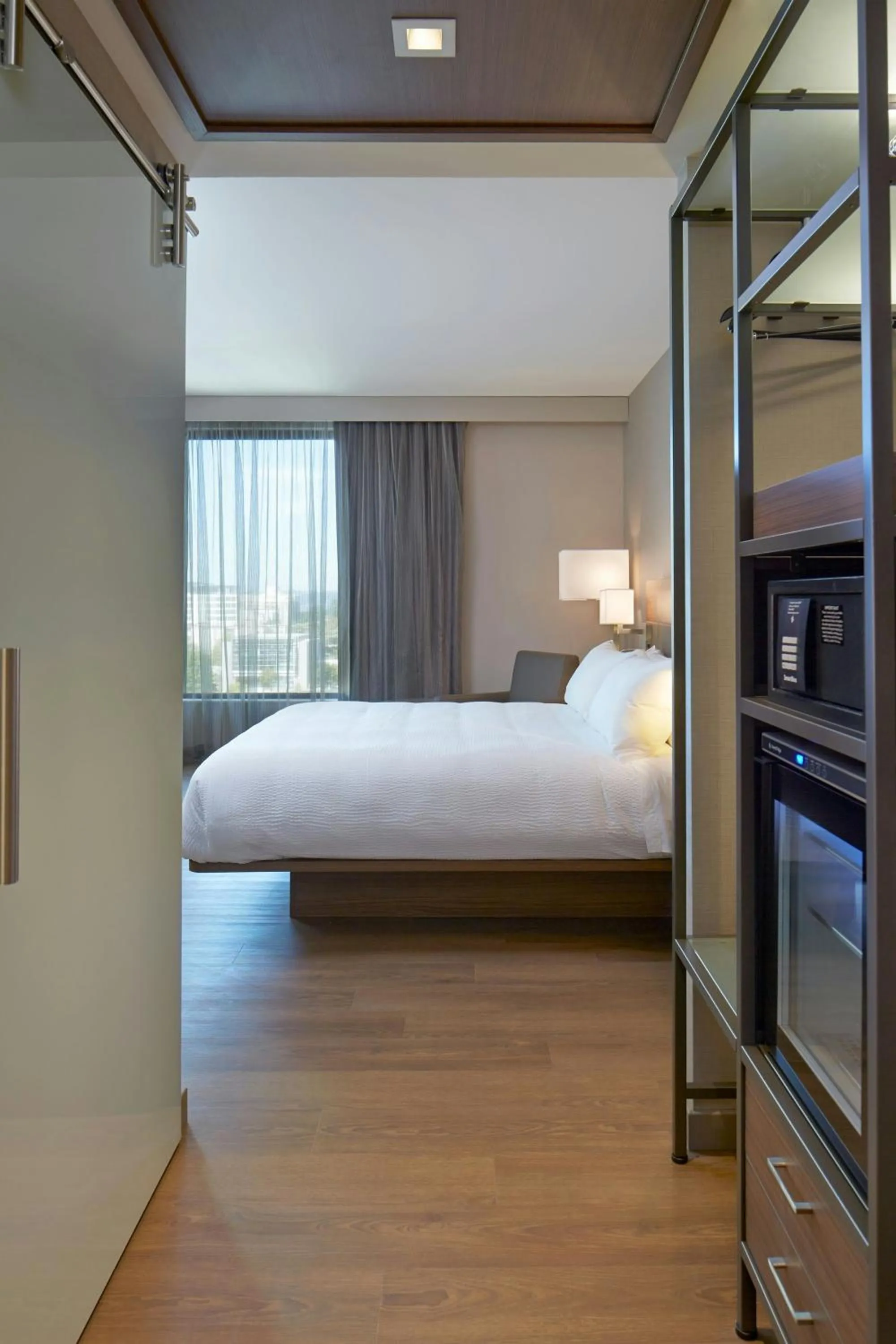 Photo of the whole room, Bed in AC Hotel by Marriott Seattle Bellevue/Downtown