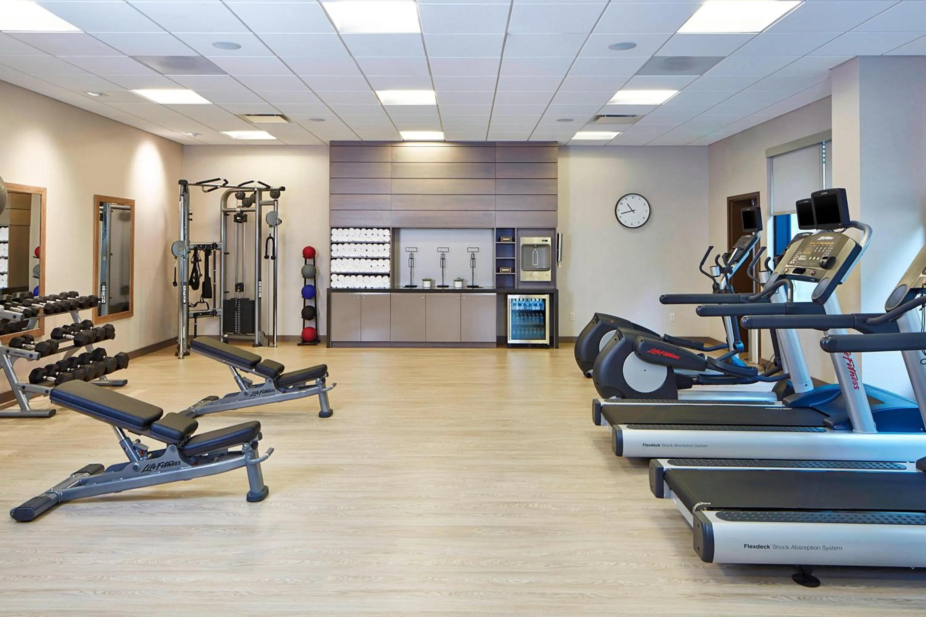 Fitness centre/facilities in AC Hotel by Marriott Seattle Bellevue/Downtown