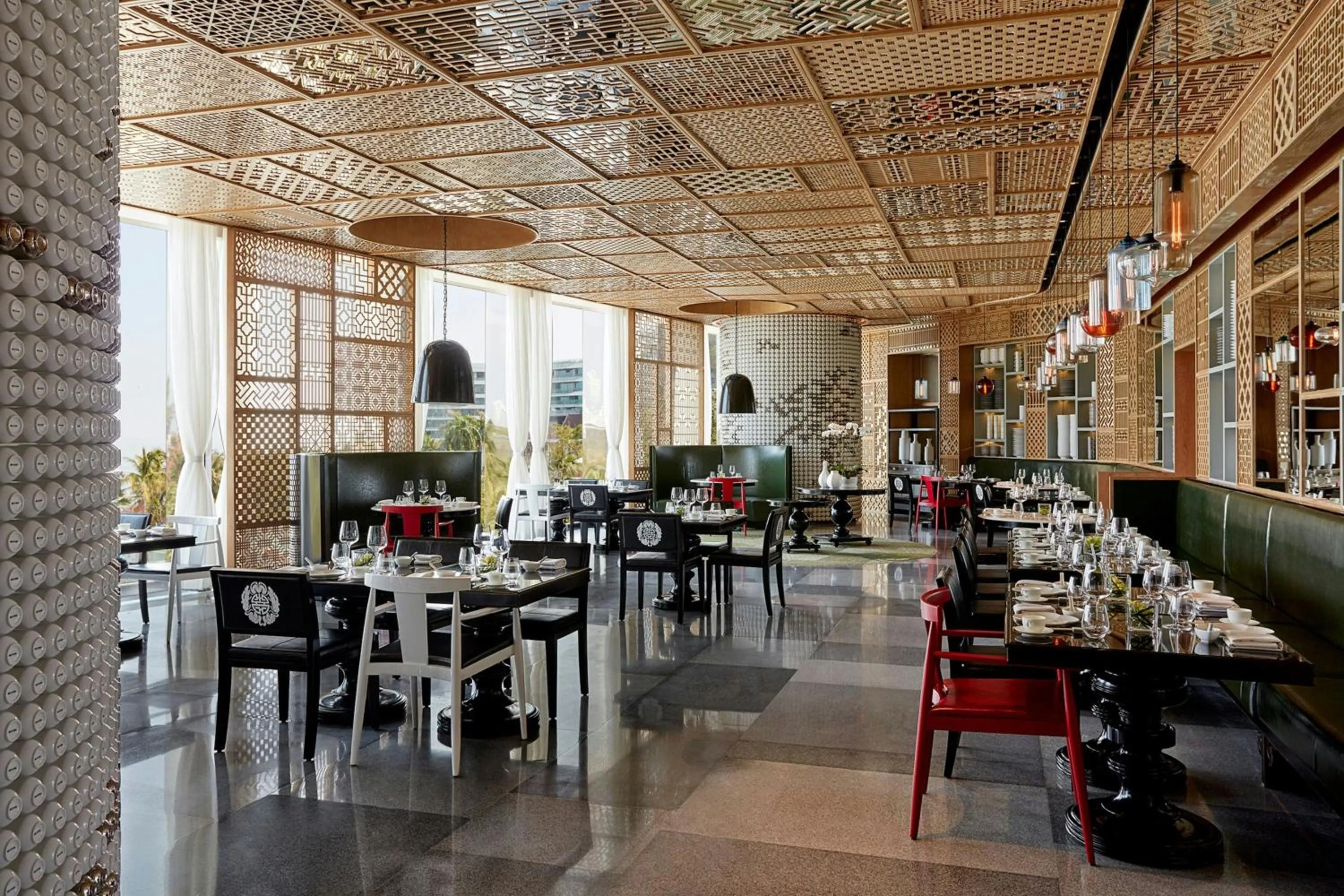 Restaurant/places to eat in The Shanhaitian Resort Sanya, Autograph Collection