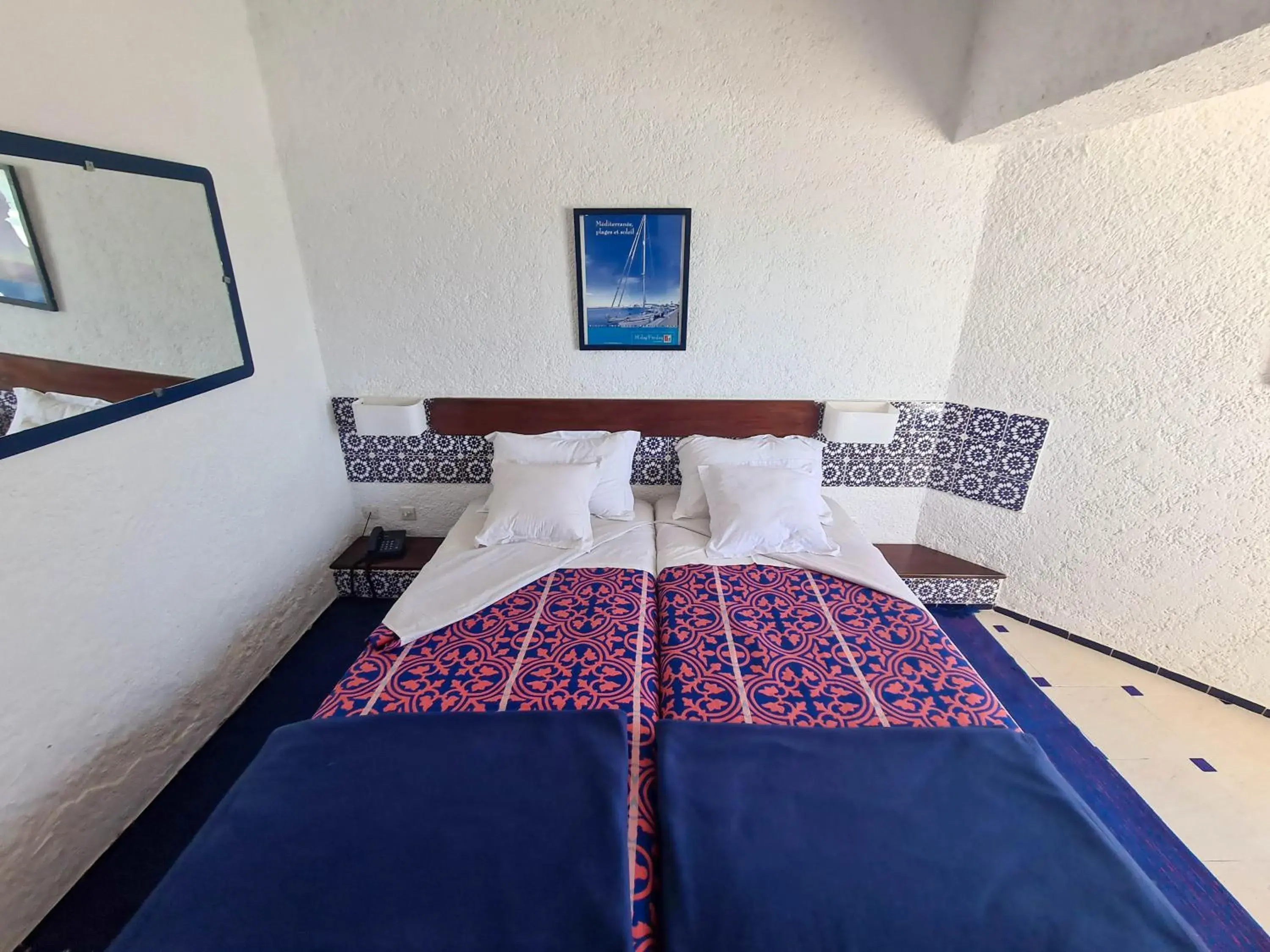 Standard Double Room in UMH Tarik Hotel Standard Double Room in UMH Tarik Hotel