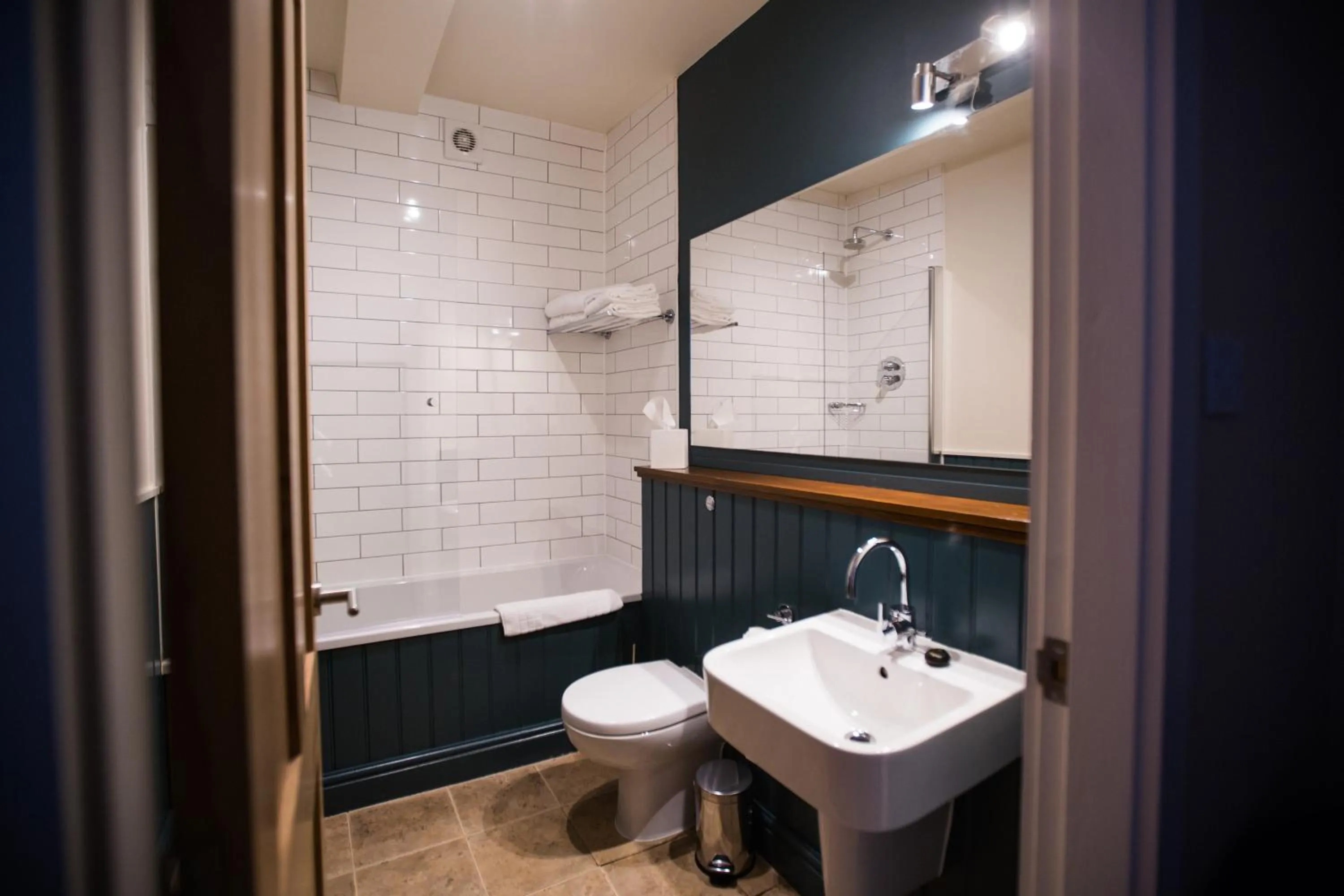 Bathroom in The Blue Boar