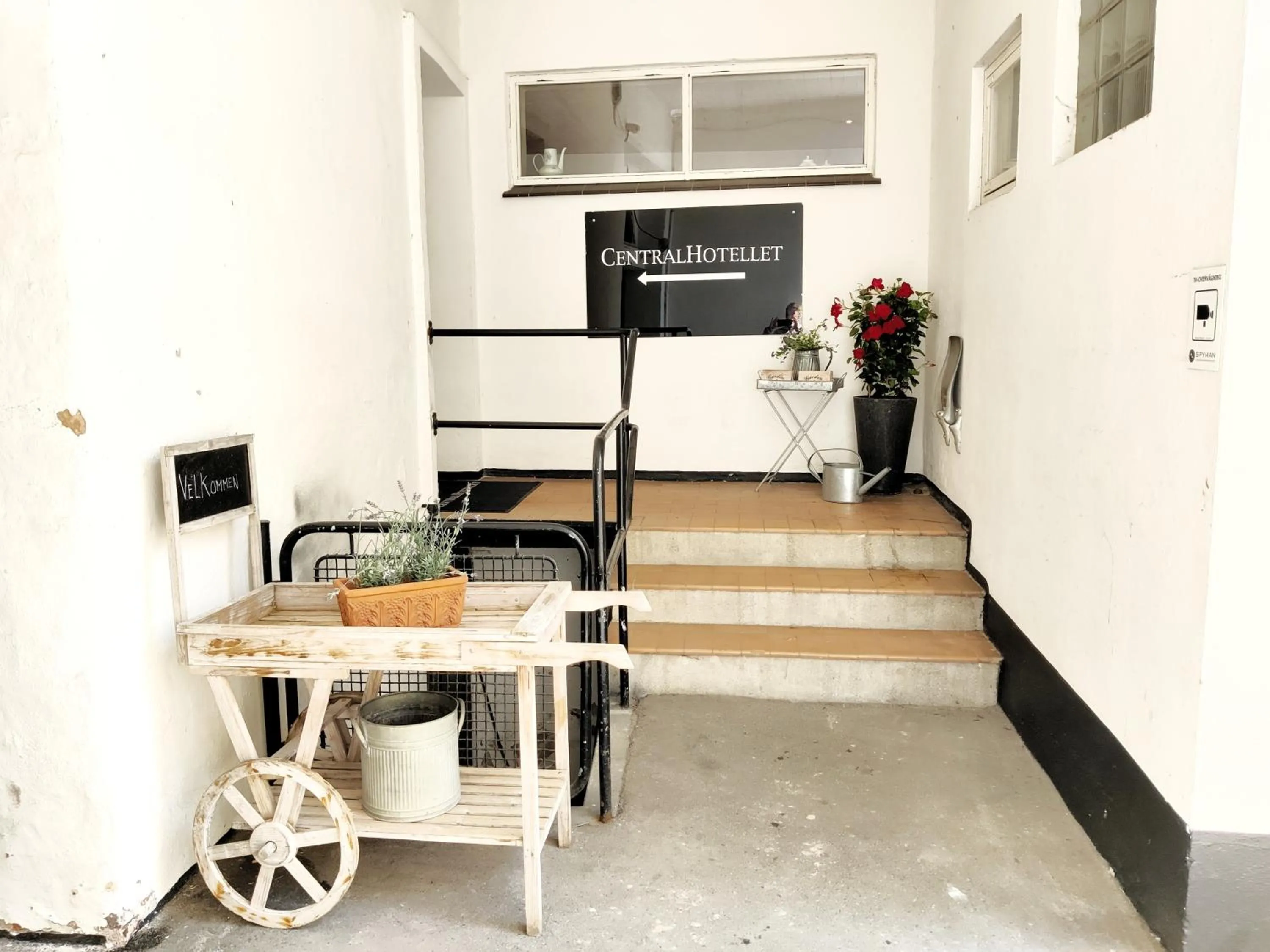 Facade/entrance in CentralHotellet