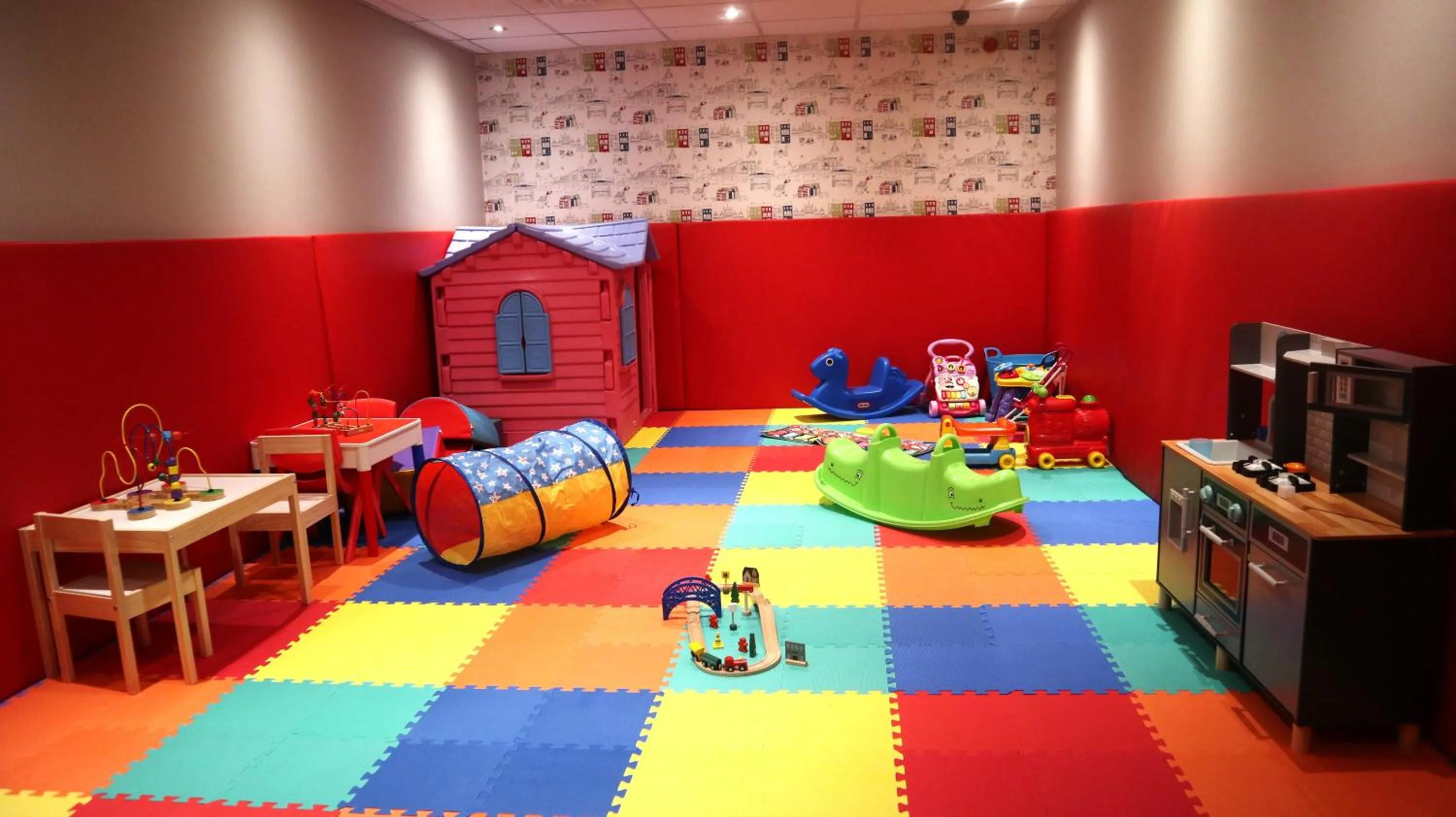 Children play ground in Crowne Plaza - Belfast by IHG