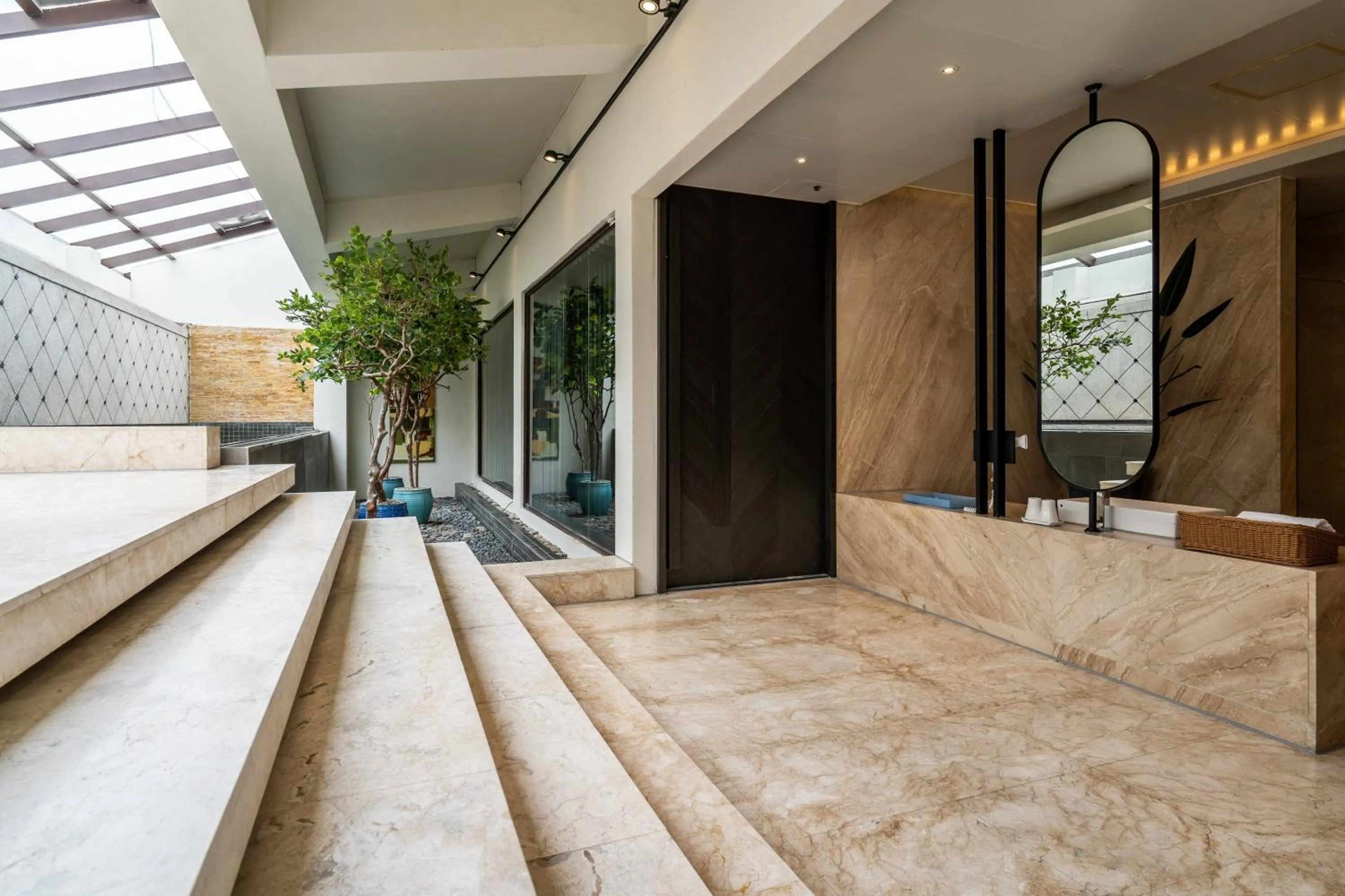 Bathroom in Aquarius Motel