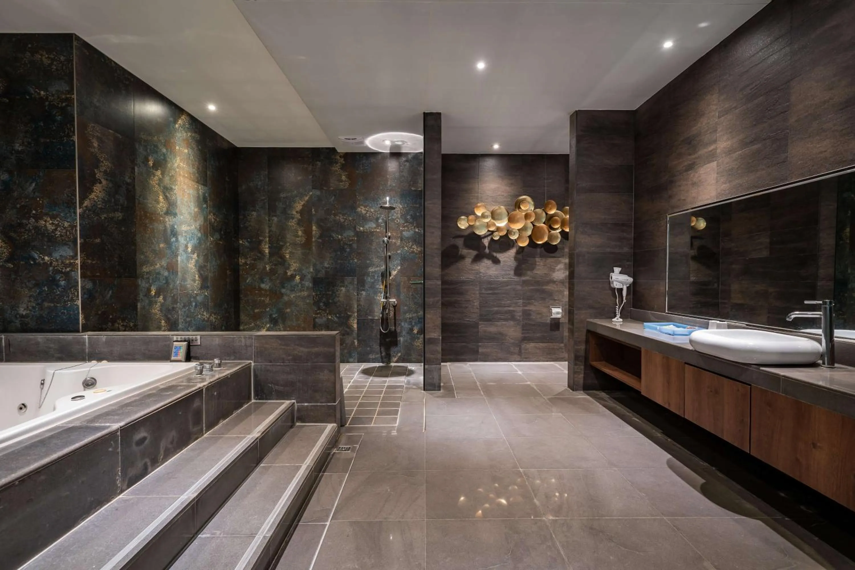 Bathroom in Aquarius Motel