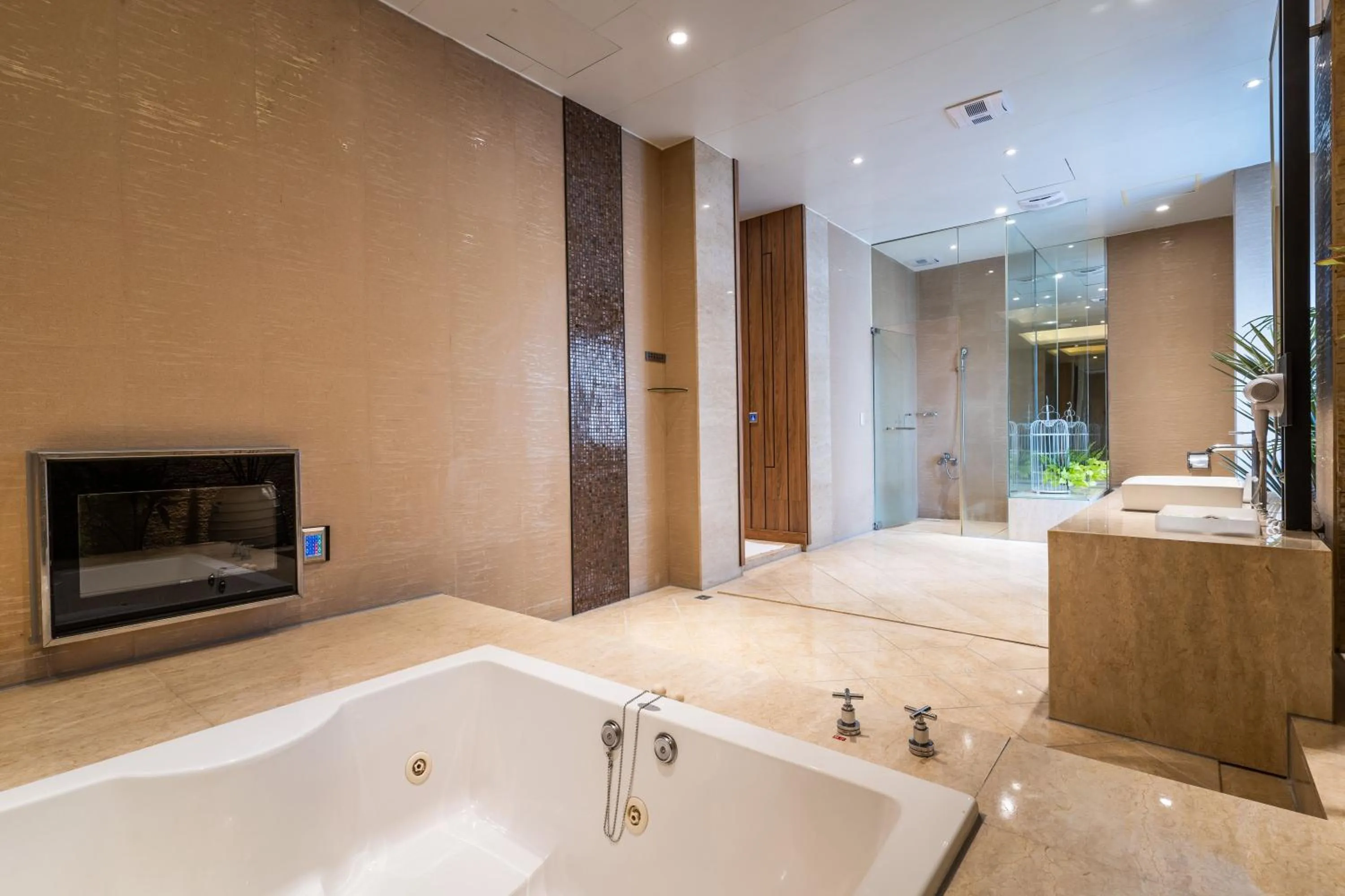 Bathroom in Aquarius Motel