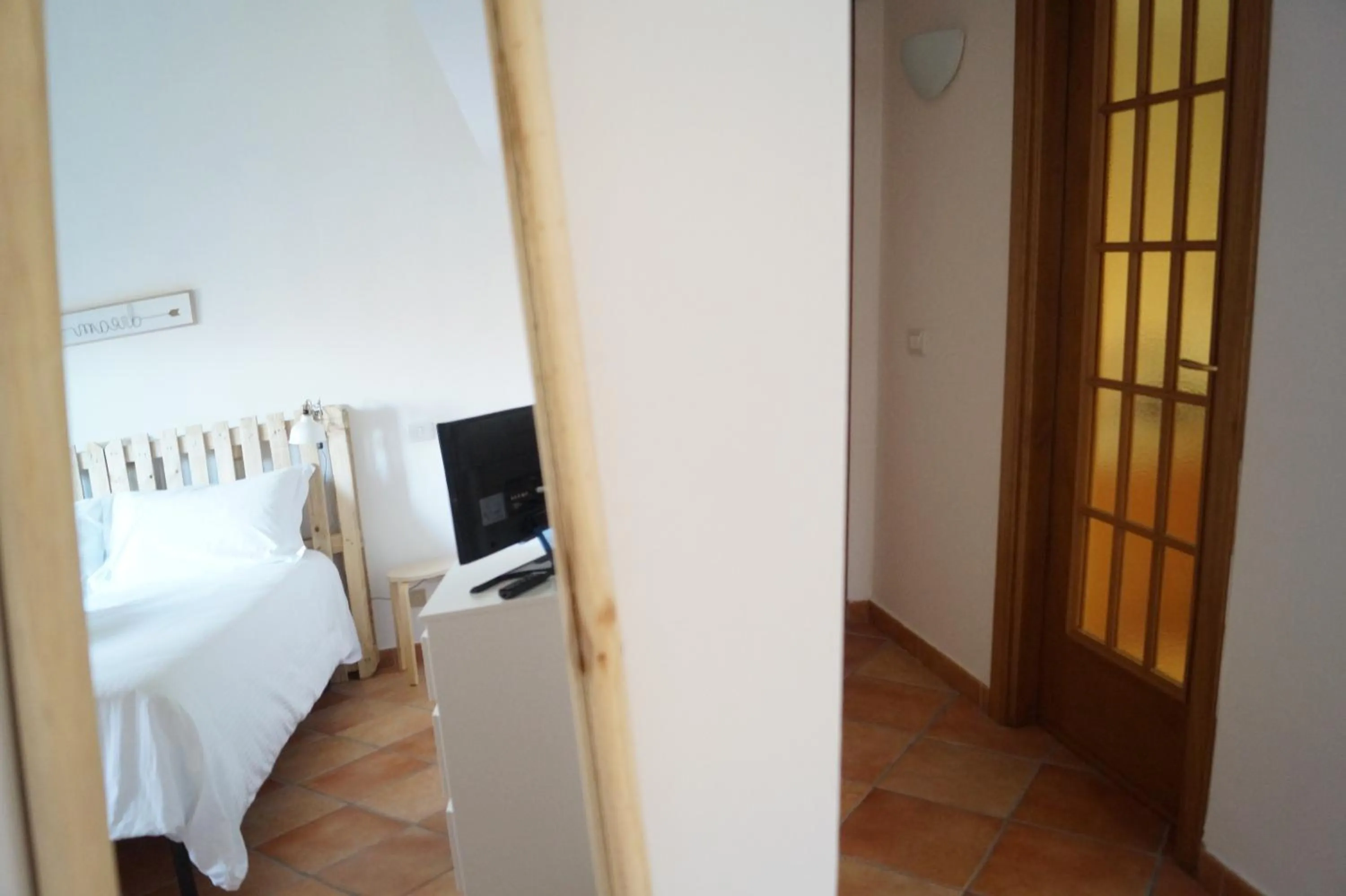 Bed in Bonjour Bonheur