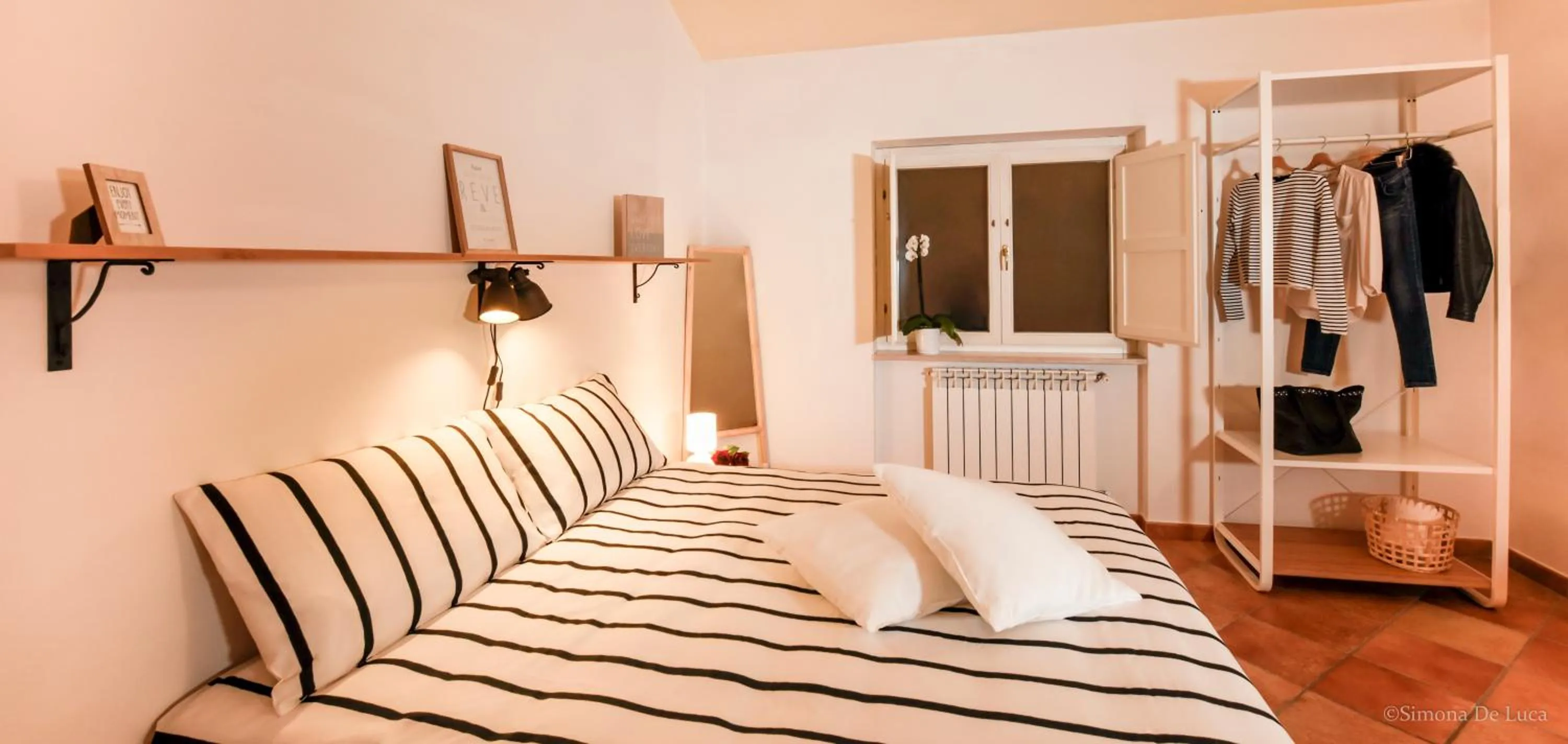 Bed in Bonjour Bonheur