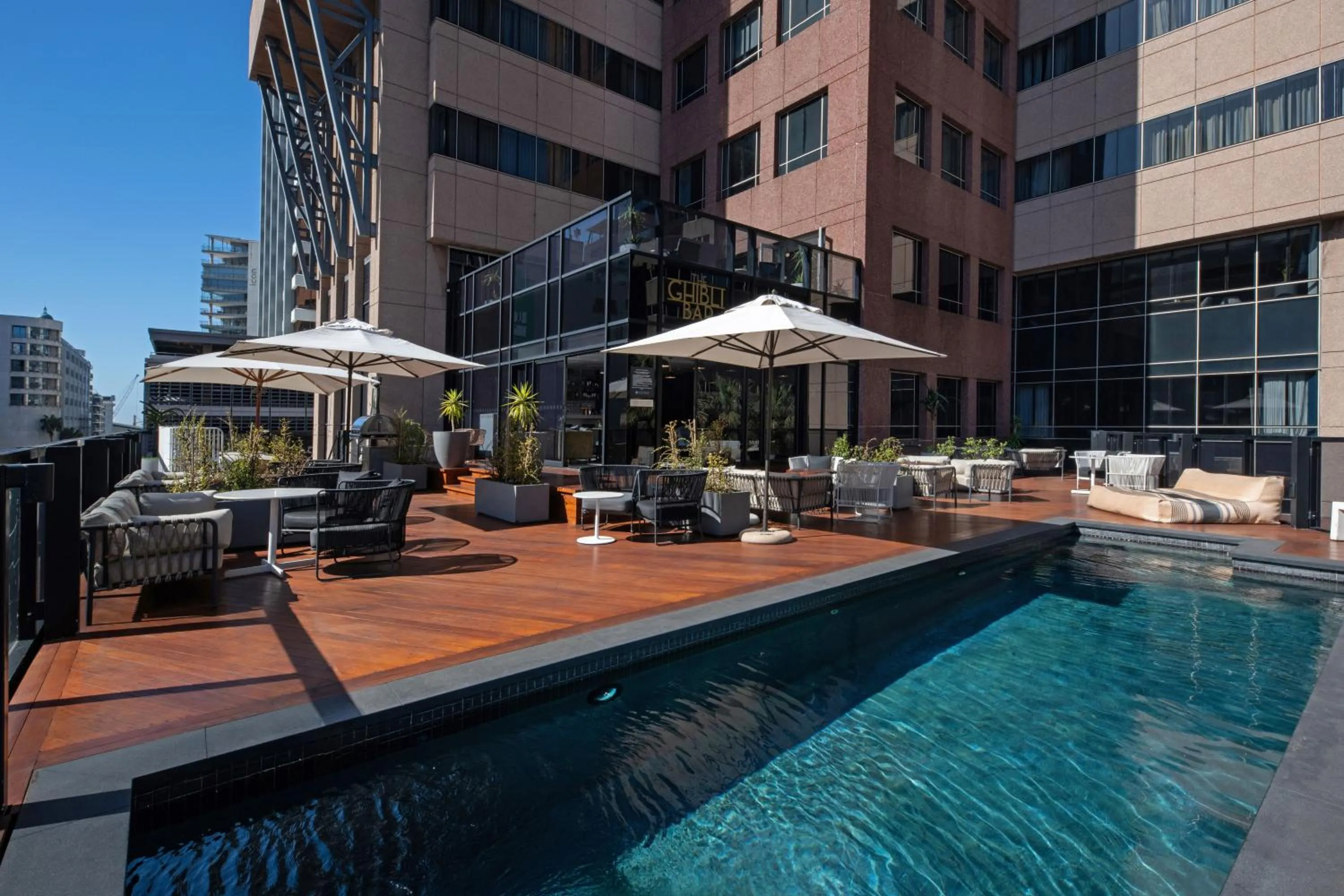 Patio in Pullman Cape Town City Centre