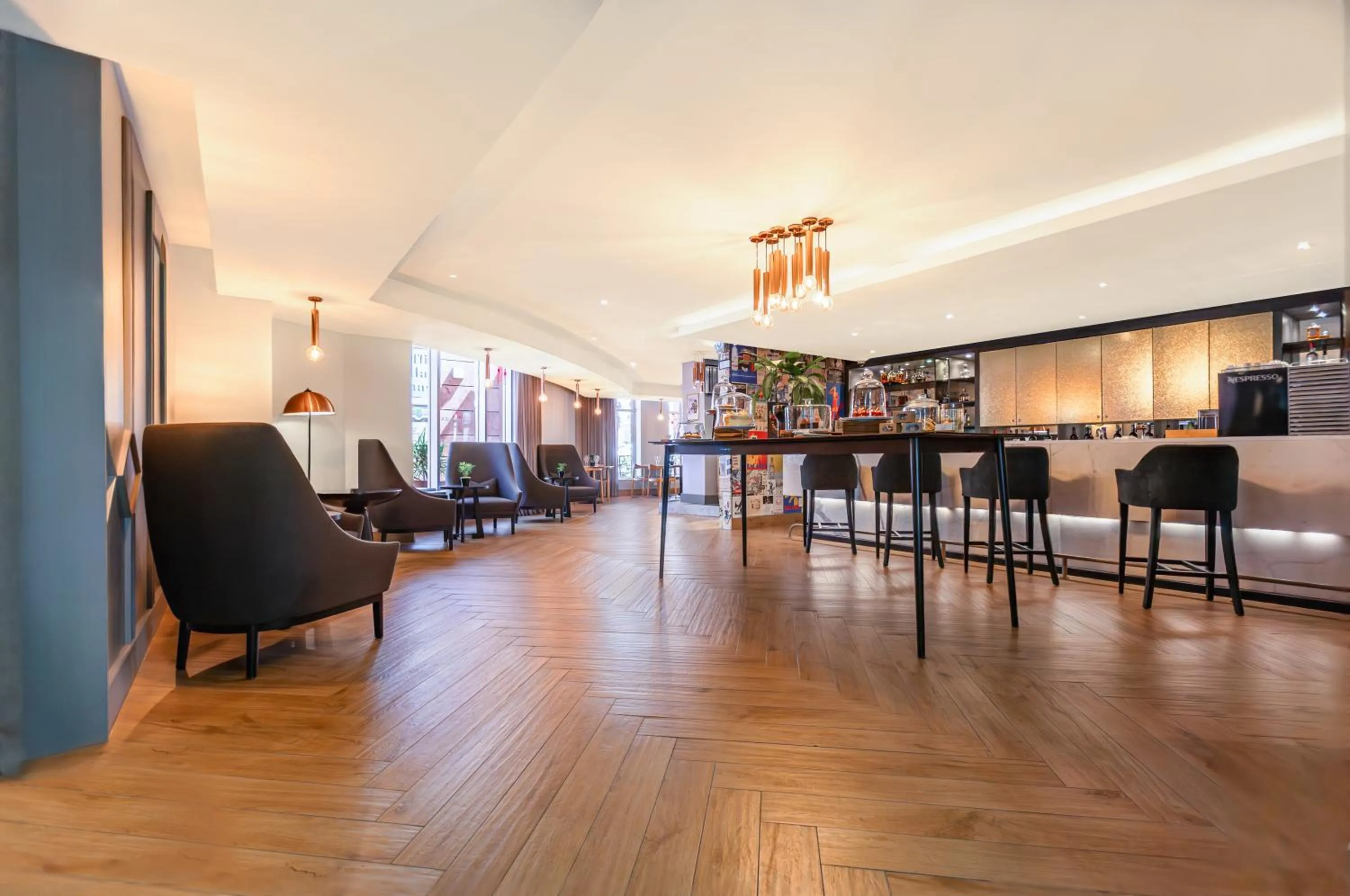 Restaurant/places to eat in Pullman Cape Town City Centre