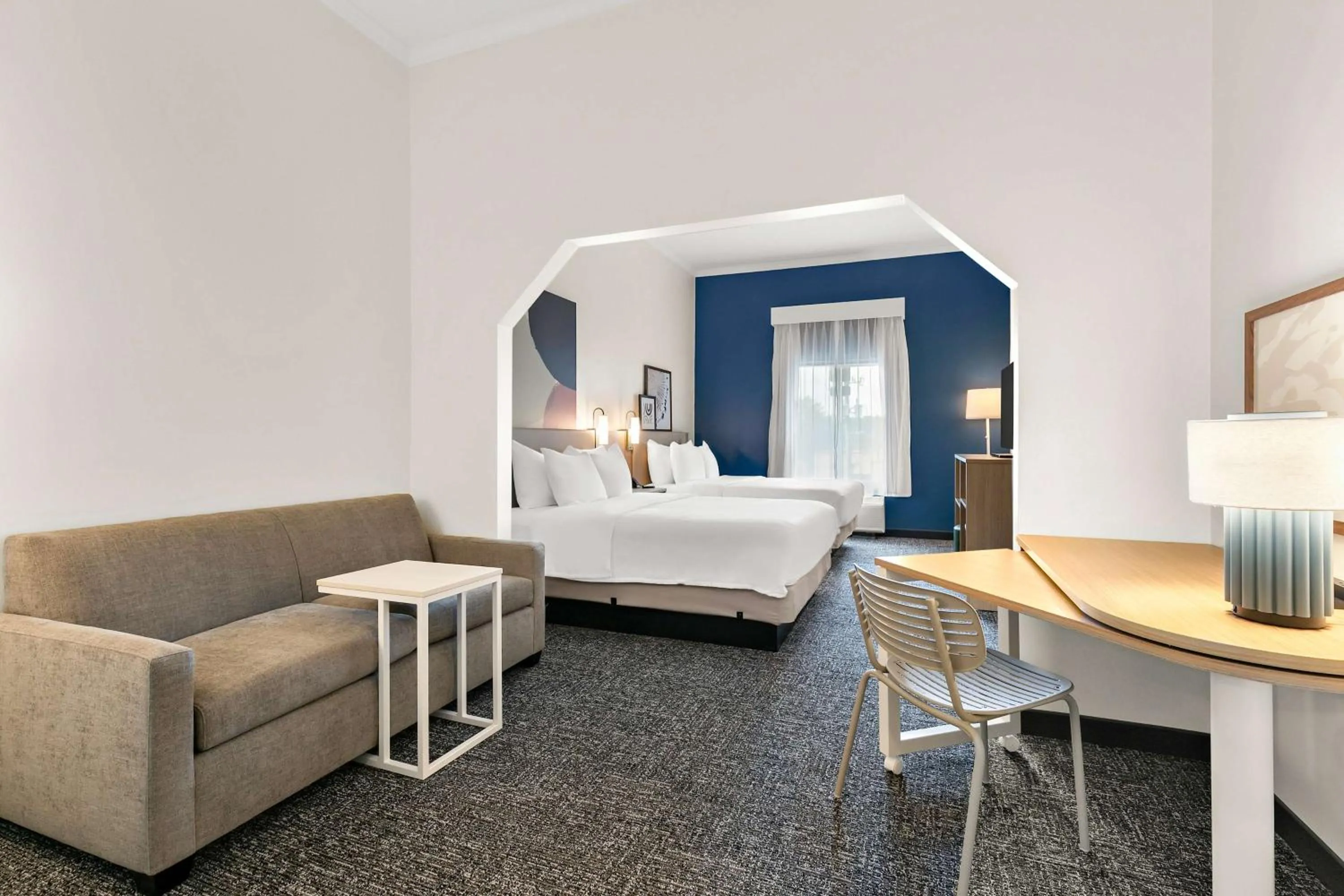 Living room, Bed in Spark by Hilton Commerce, GA