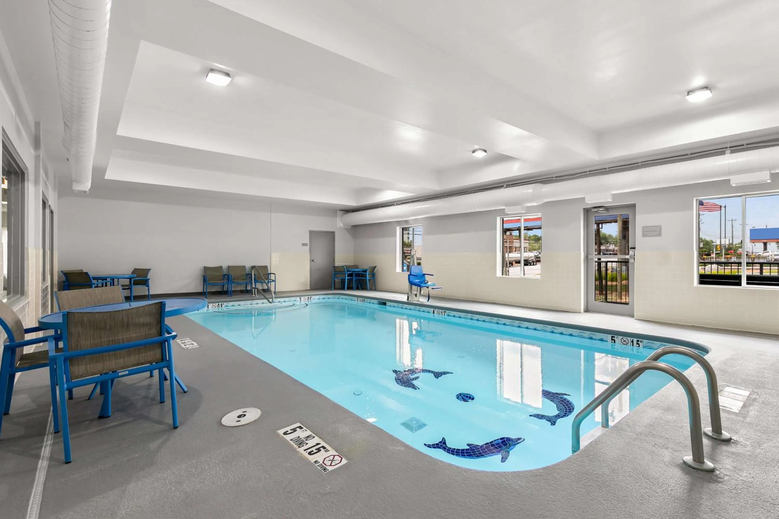 Pool view in Country Inn & Suites by Radisson, Commerce, GA Near SK Battery Plant