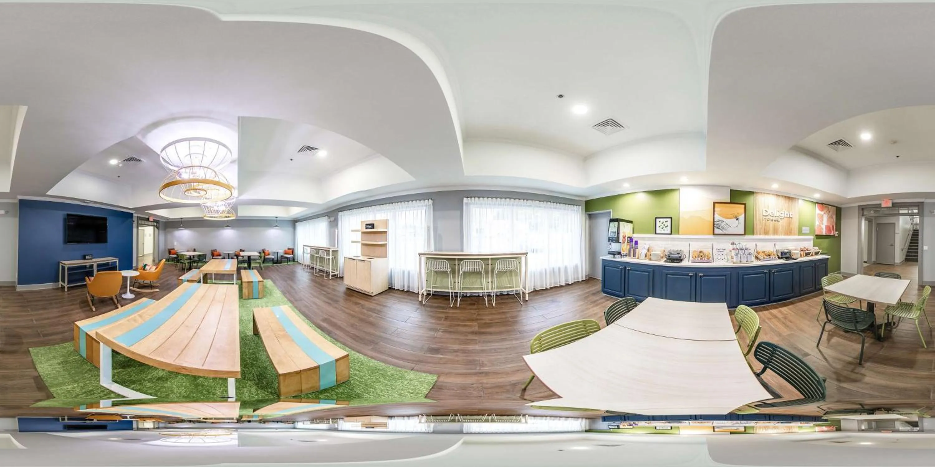 Restaurant/places to eat in Spark by Hilton Commerce, GA