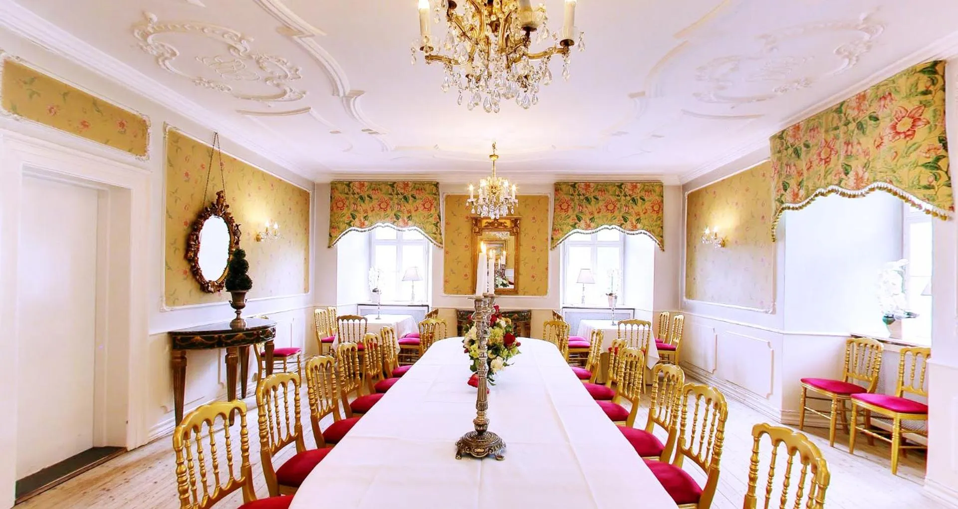 Restaurant/places to eat in Kokkedal Slotshotel