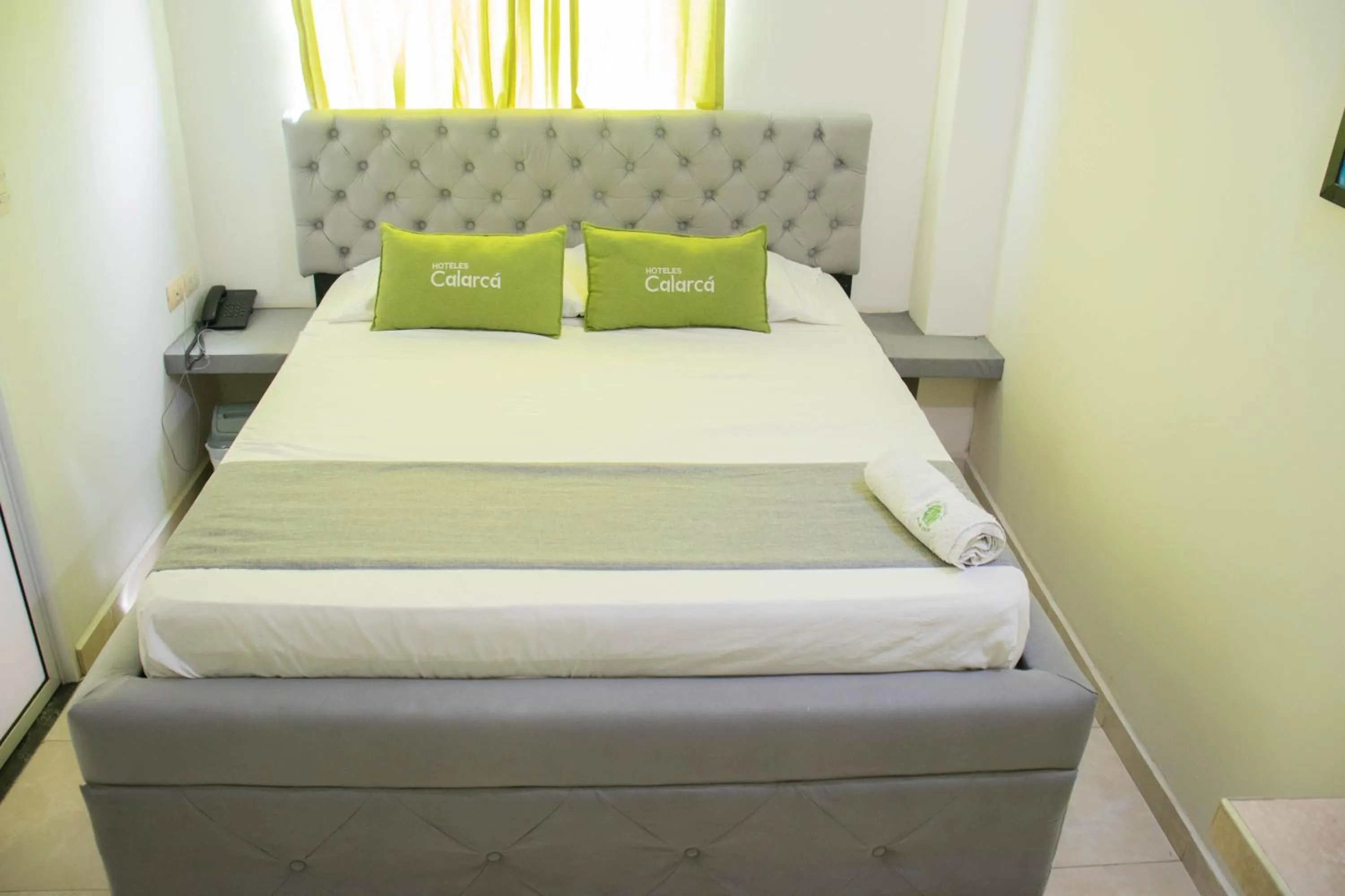 Bed in Hotel Calarca N1